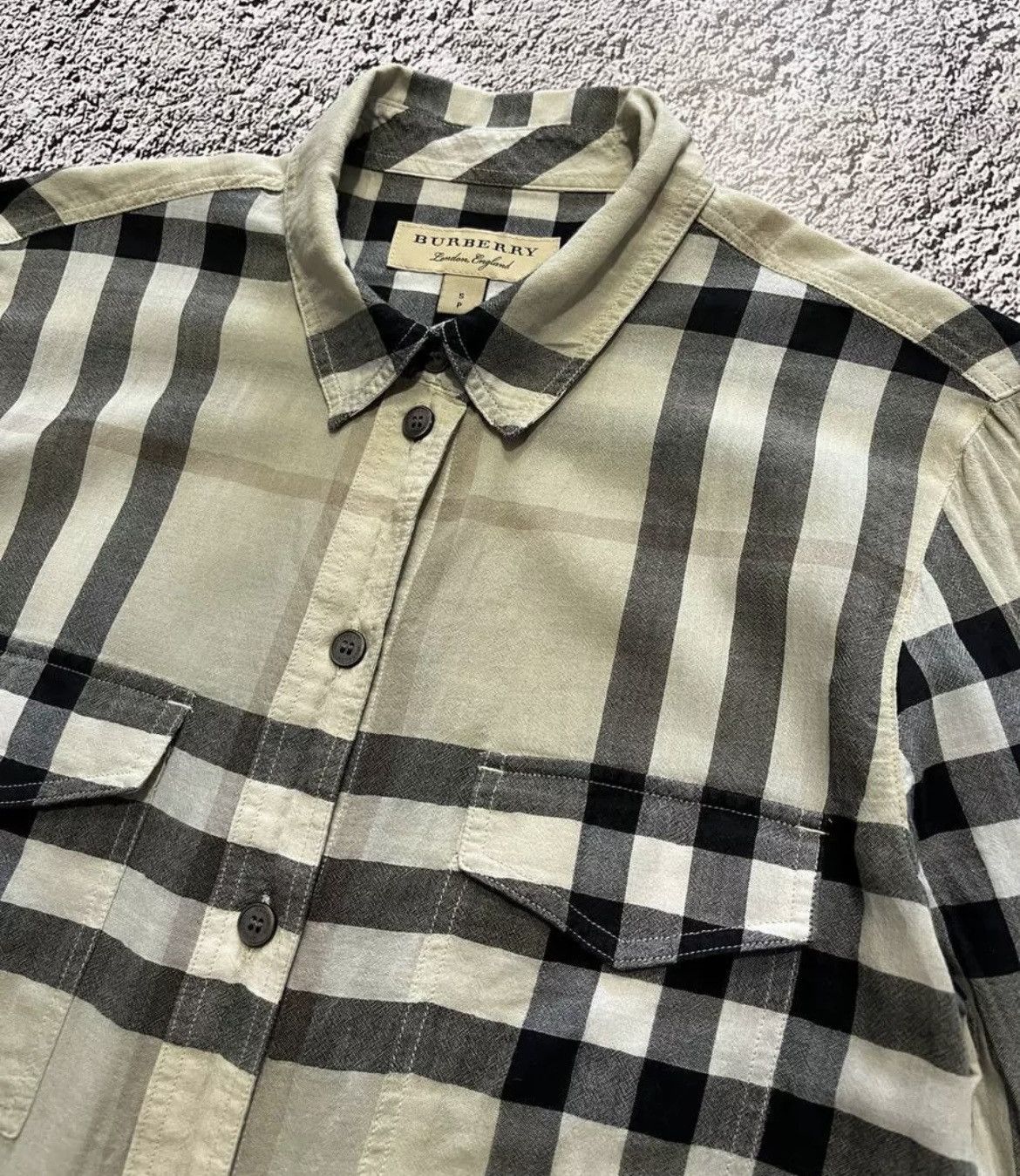 Burberry × Vintage Burberry Vintage Print Long Sleeve Button-Up Women's Size S Size S / US 4 / IT 40 - 5 Thumbnail