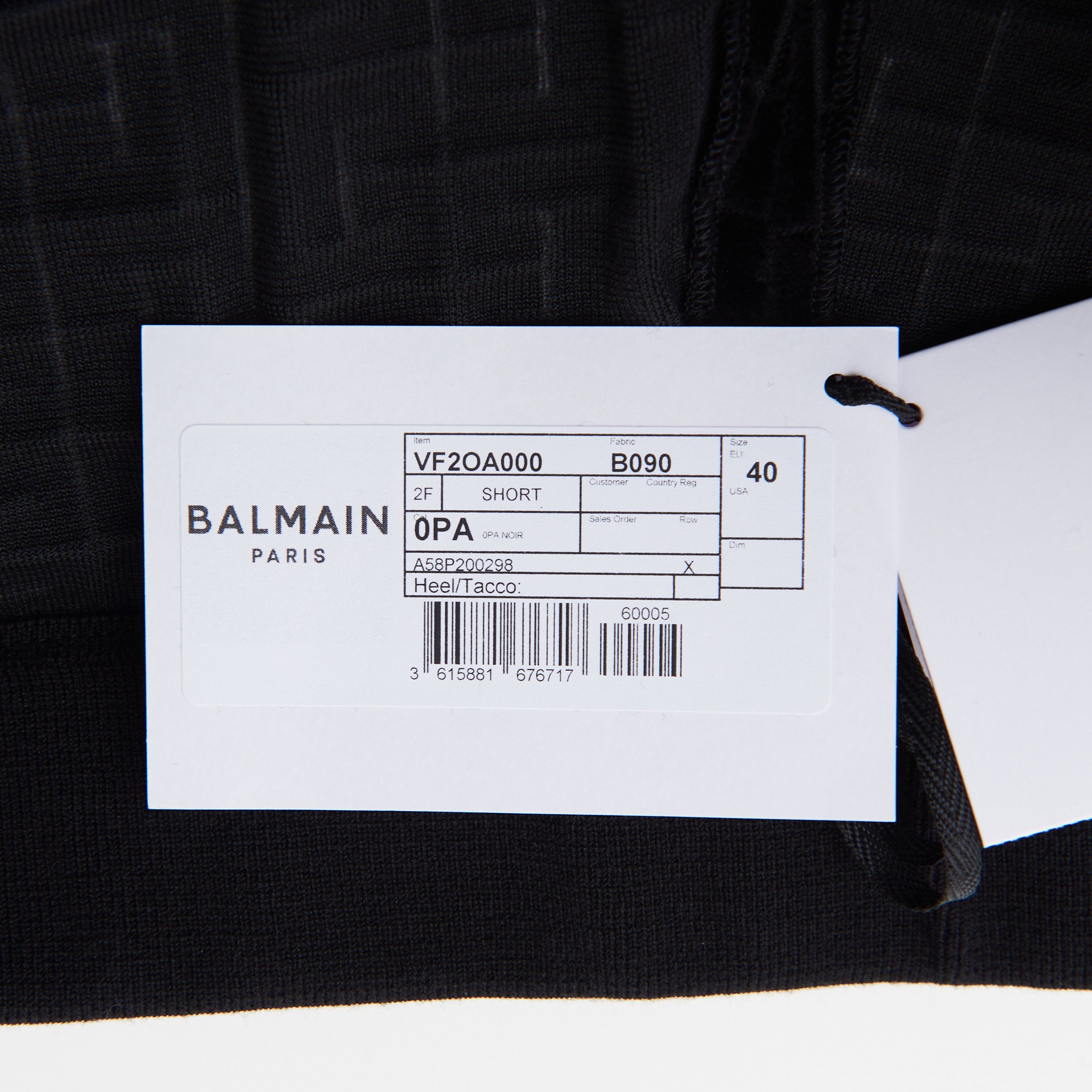 Balmain Black Velvet Shorts With Embossed Balmain Monogram Size 30" / US 8 / IT 44 - 6 Thumbnail
