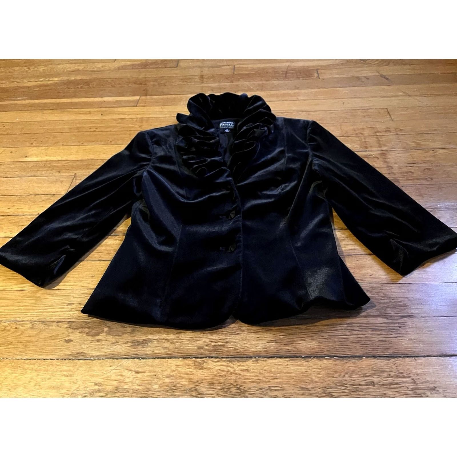 Adrianna Papell VINTAGE Adrianna Papell Evening Essentials Velour Jacket Women’s 4P Black Short Sleeve, Petite, 90s, Bohemian, Classic, Designer, Retro Womens Jacket Size S / US 4 / IT 40 - 2 Thumbnail