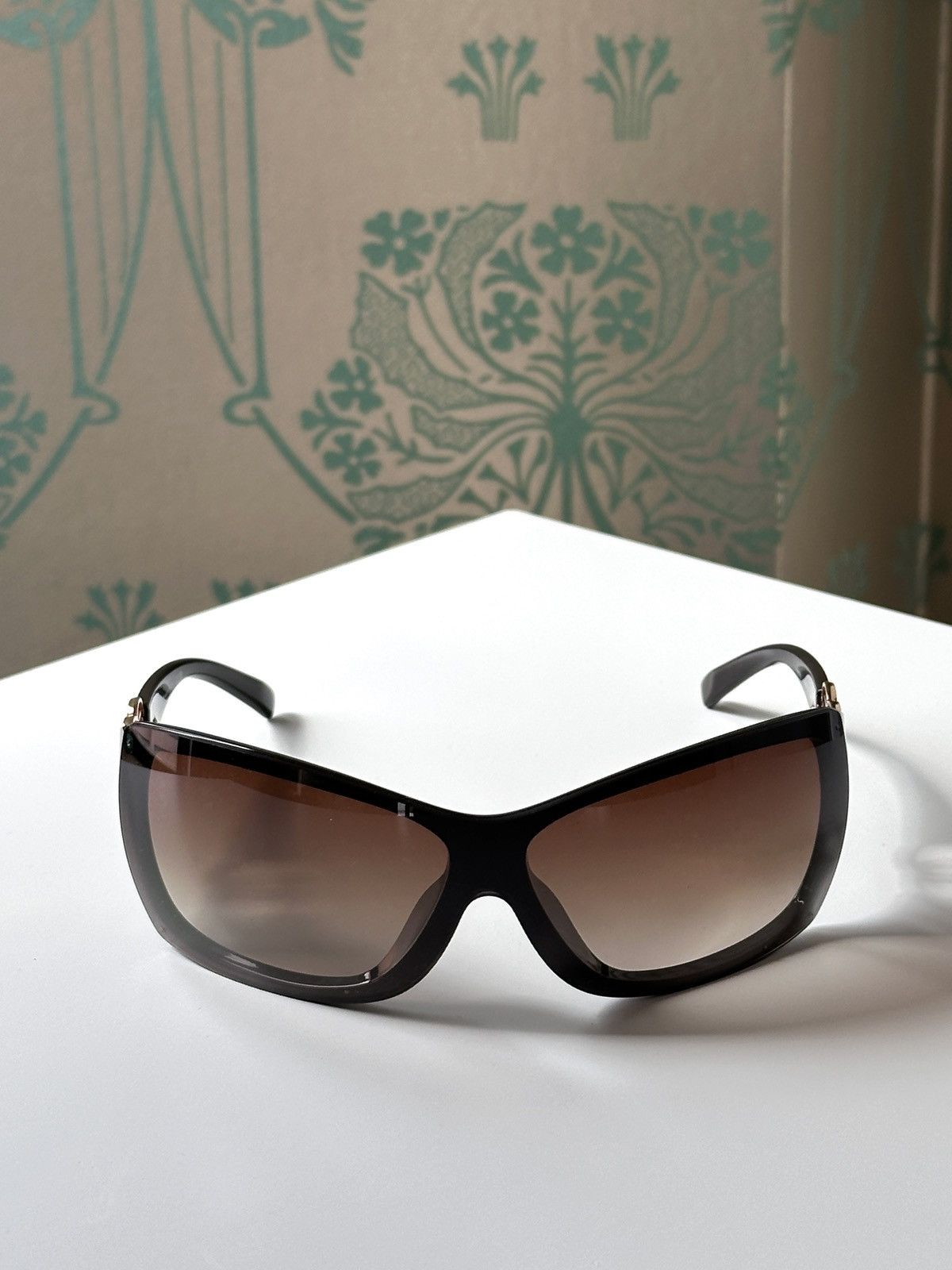 Chanel Y2K Mask Sunglasses Chanel Chanel Unisex Y2K Mask/Shield Luxury Sunglasses | Grailed main image 3