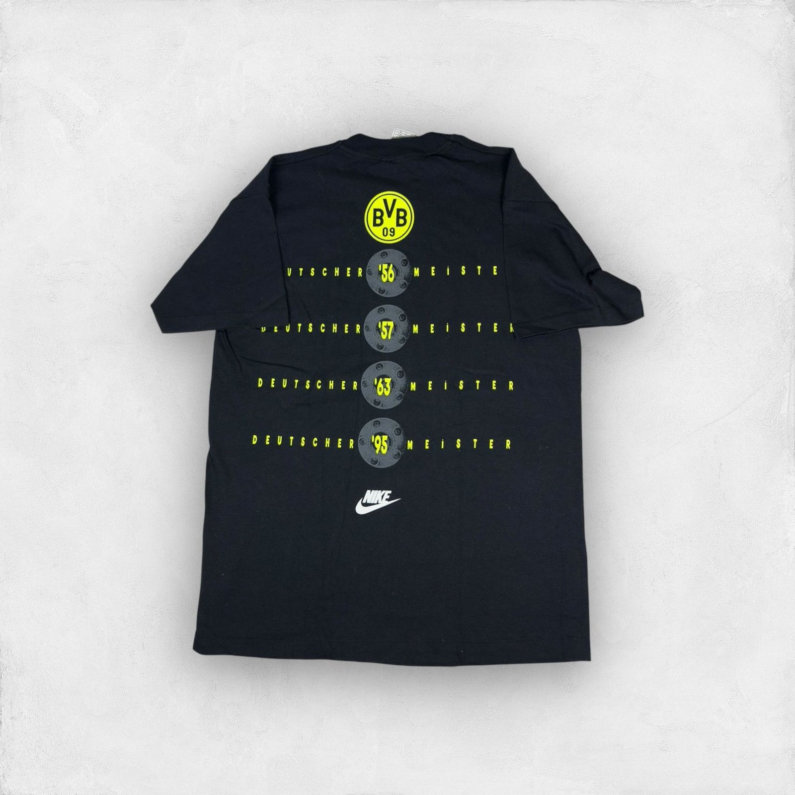 Nike × Vintage Nike Vintage Borussia Dortmund T-Shirt Size US M / EU 48-50 / 2 - 5 Thumbnail