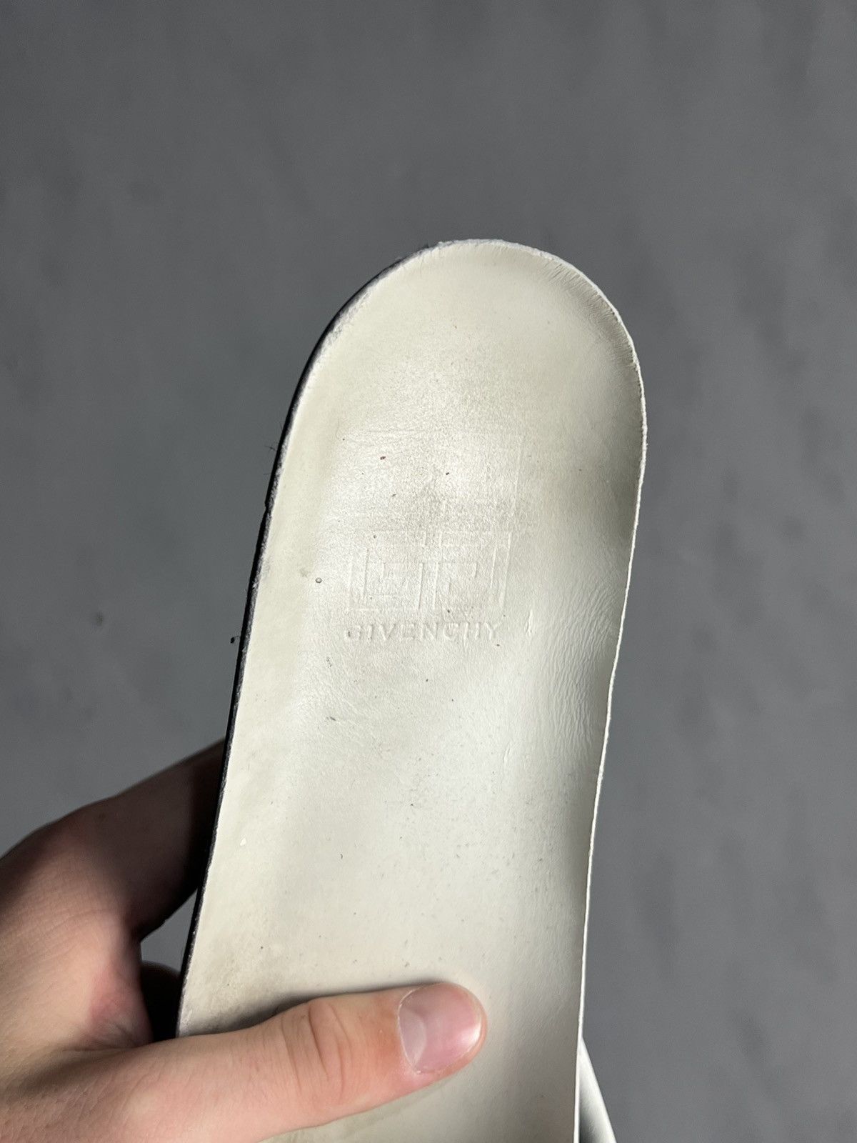 Givenchy Givenchy City Sport Sneakers White Size US 10 / EU 43 - 9 Thumbnail