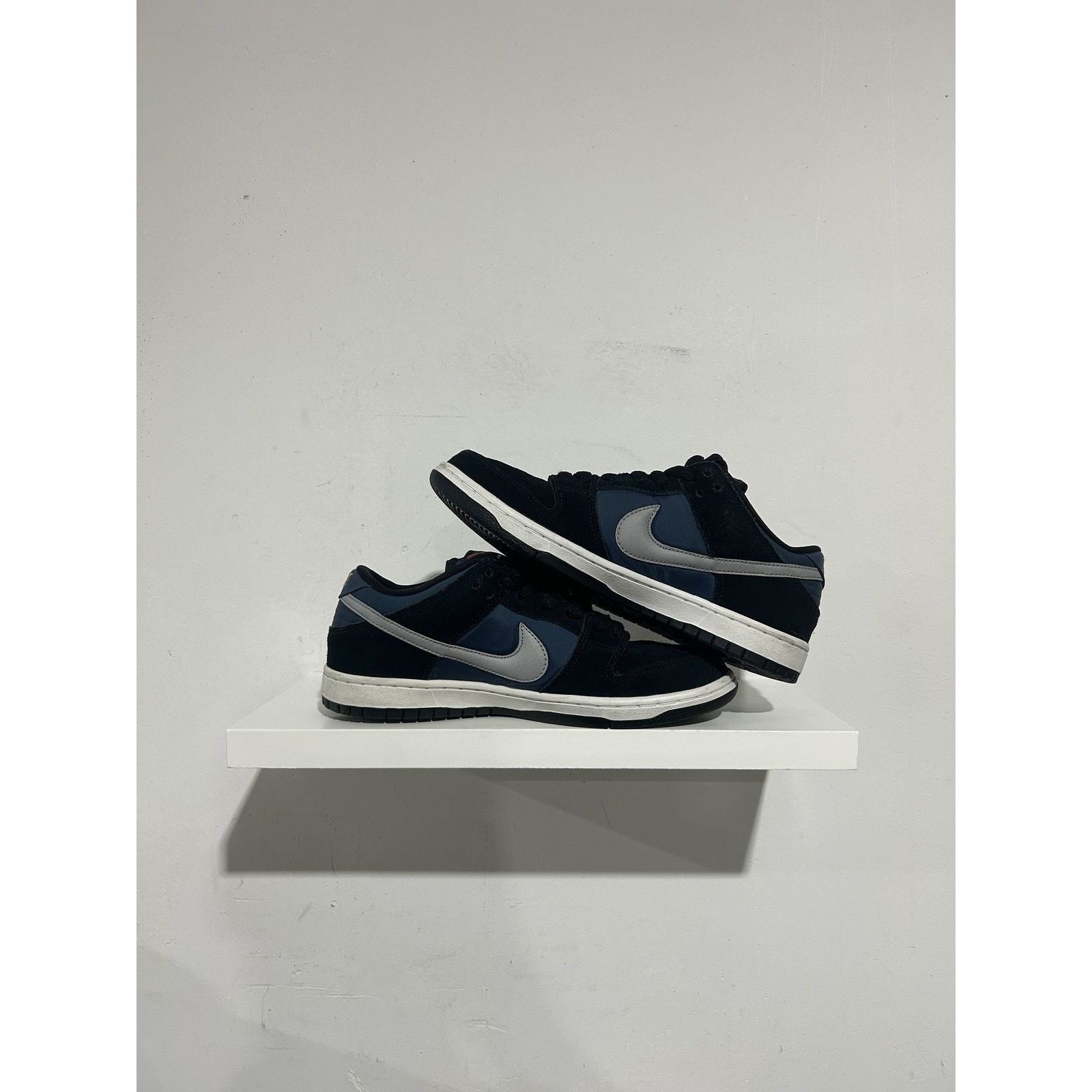 Nike Nike SB Dunk Low Black New Slate Size 8 Preowned Size US 8 / EU 41 - 3 Thumbnail