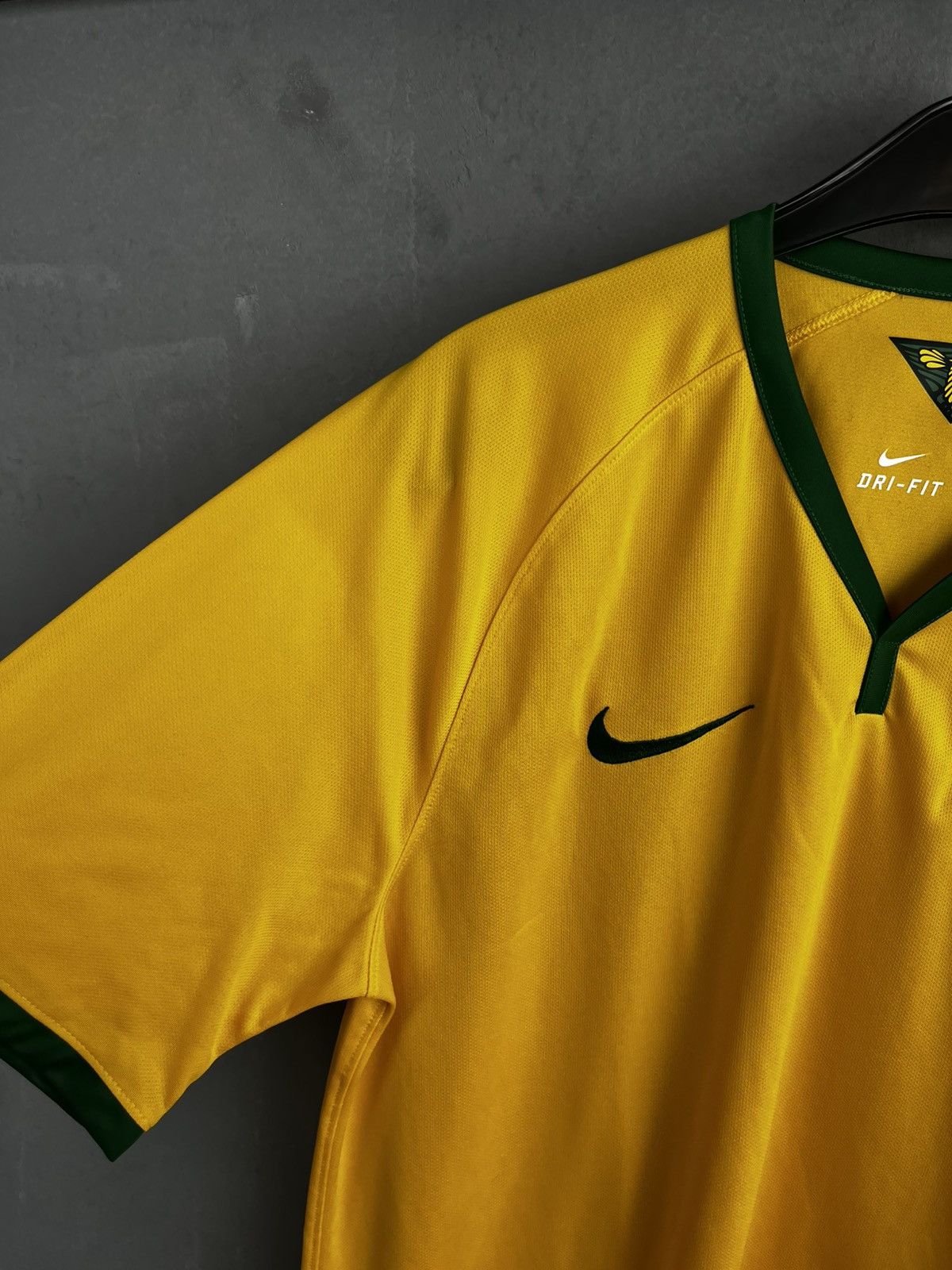 Designer Brazil Home Football Shirt 2014/15 Size US L / EU 52-54 / 3 - 7 Thumbnail