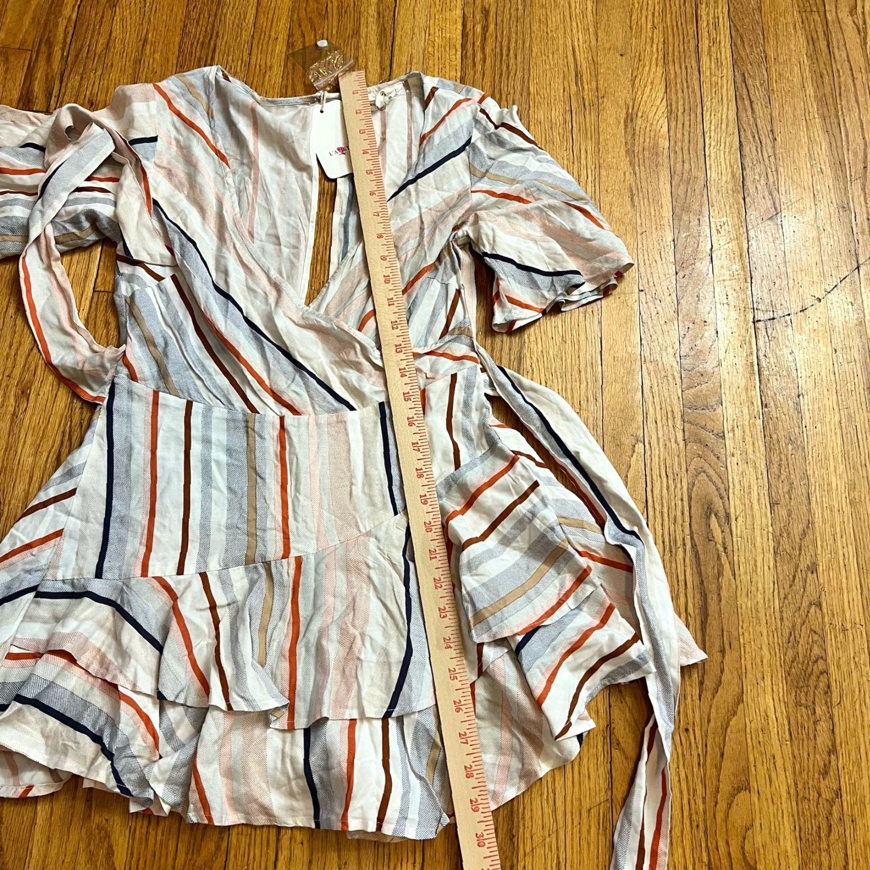 Vintage L' Artiste Romper Womens Small Floral Deep V-Neck Sexy Beachy Boho Stripe S Cream One-Piece Women Regular Small Size 28" / US 6 / IT 42 - 7 Thumbnail