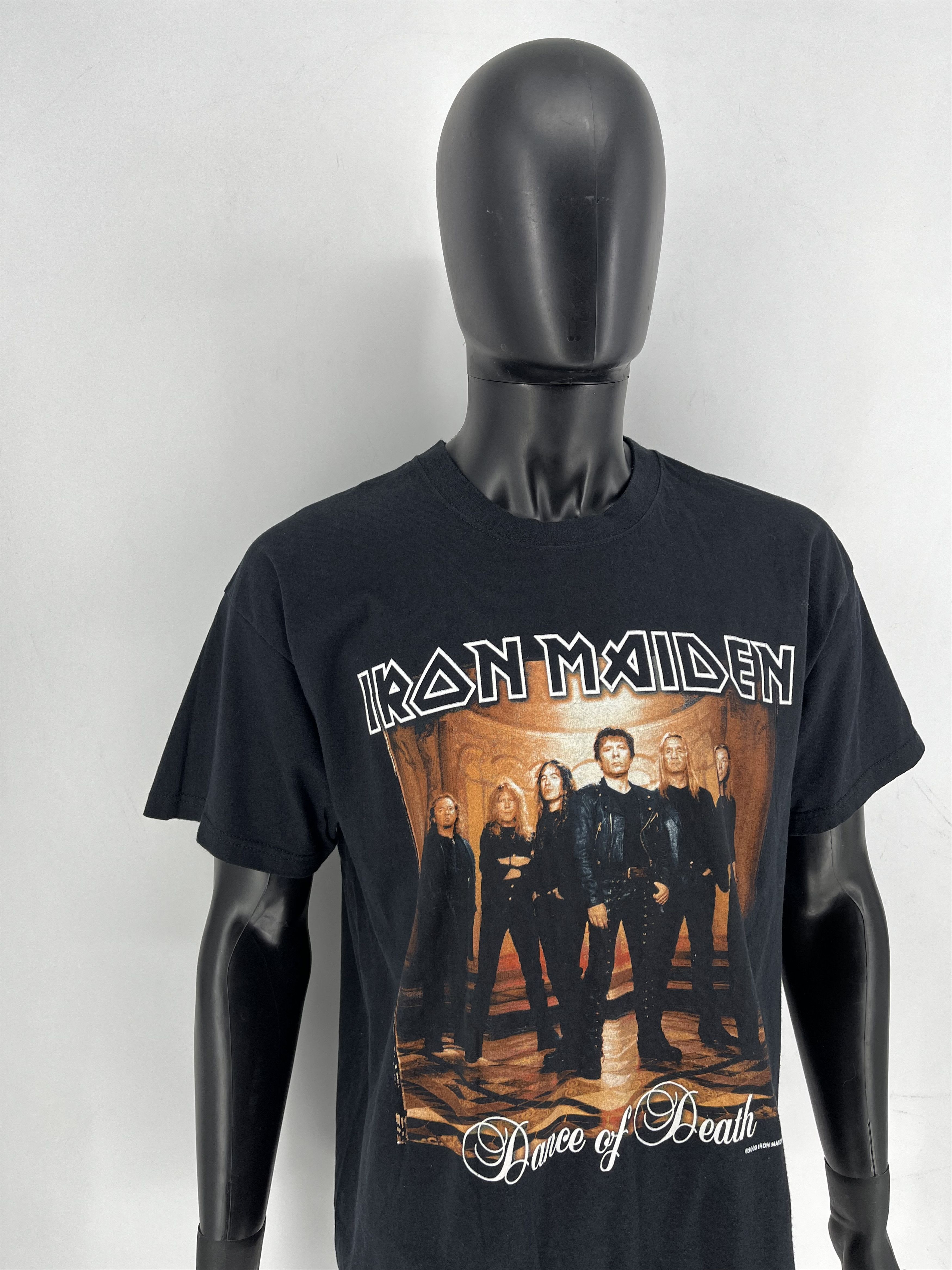 Band Tees Vintage Iron Maiden 2003 Dance of Death T-shirt Size US XL / EU 56 / 4 - 3 Thumbnail