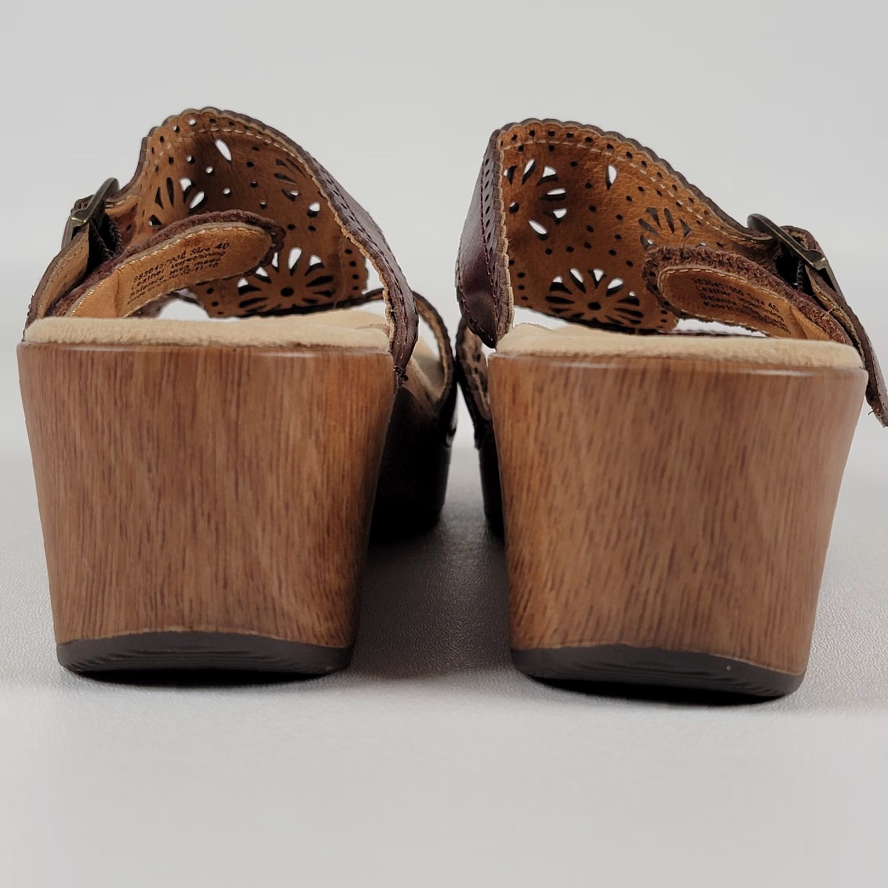Dansko **Dansko Women's Brown Leather Slip-On Sandal Clog Size 9.5-10** User: **Brown Leather Dansko Women's Slip-On Sandal Clog Size 9.5-10** Size US 9.5 / IT 39.5 - 6 Thumbnail