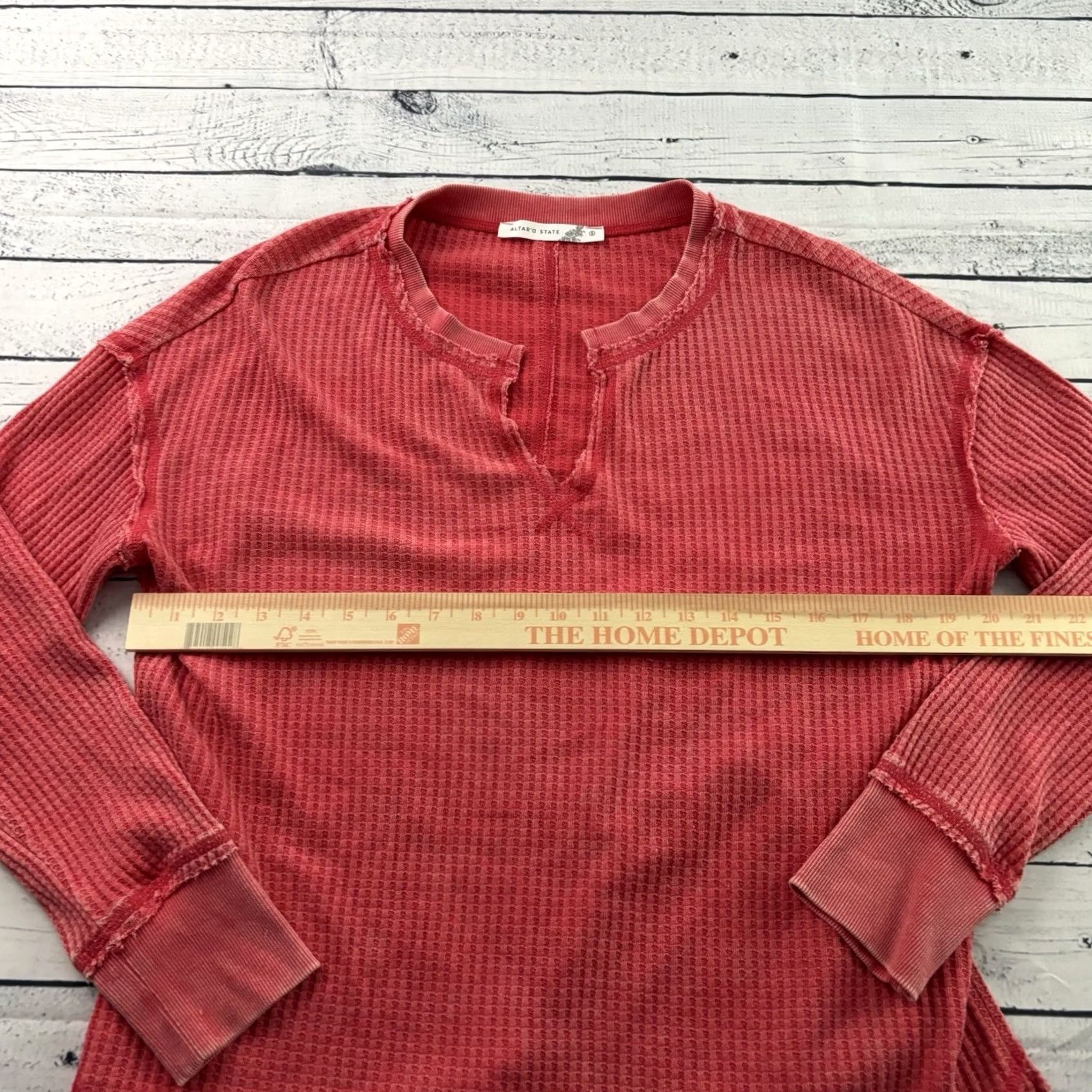 Vintage Altar'd State Oversized Distressed Long Sleeve Top Women's S Red Shirt Size S / US 4 / IT 40 - 4 Thumbnail