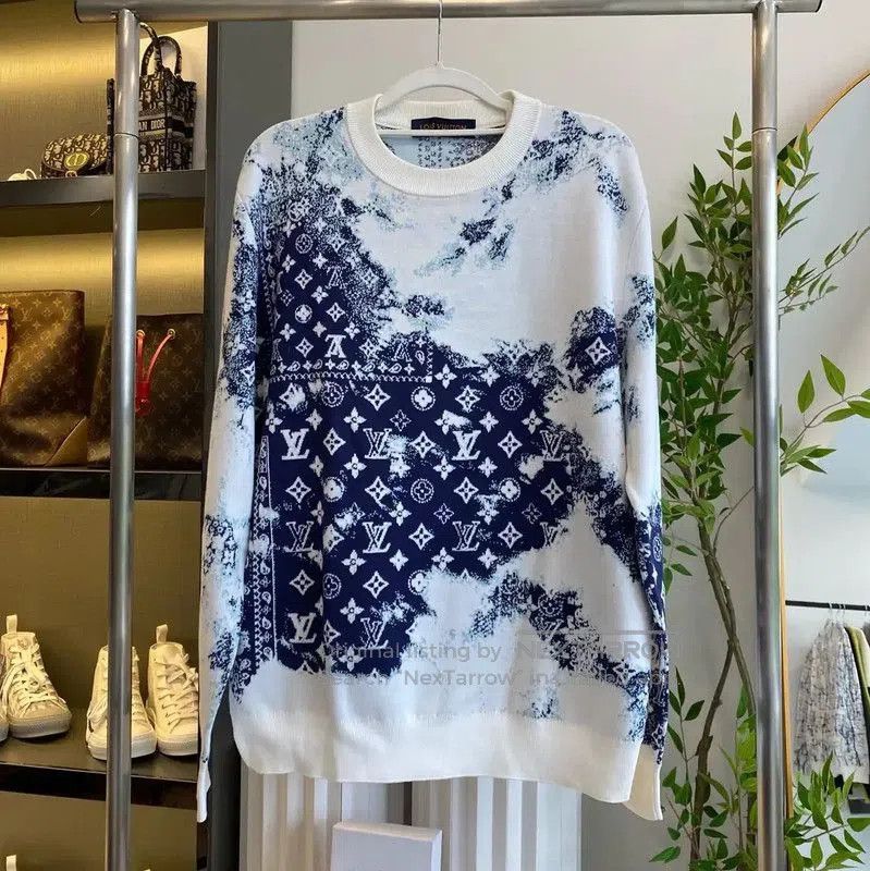 Louis Vuitton Louis Vuitton Men's Knit Sweater in White . Size US M / EU 48-50 / 2 - 1 Thumbnail