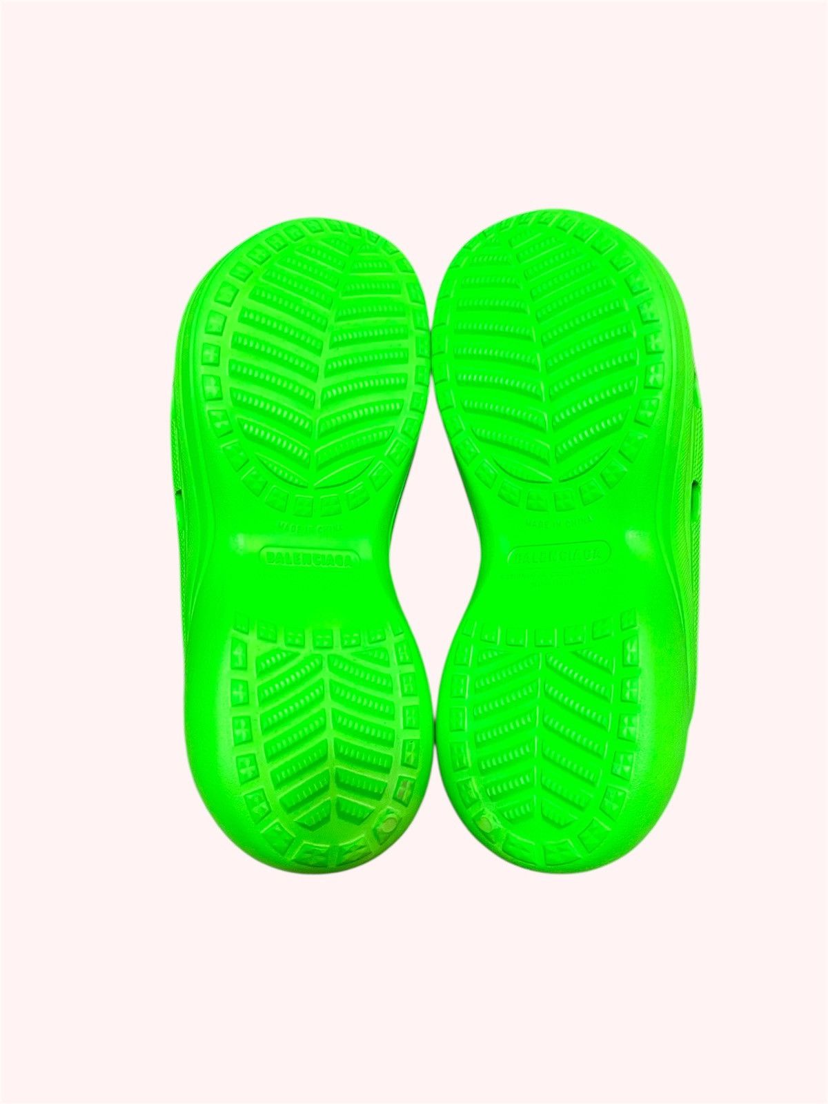Balenciaga × Crocs Balenciaga x Crocs Pool Slides Size US 8 / EU 41 - 7 Thumbnail