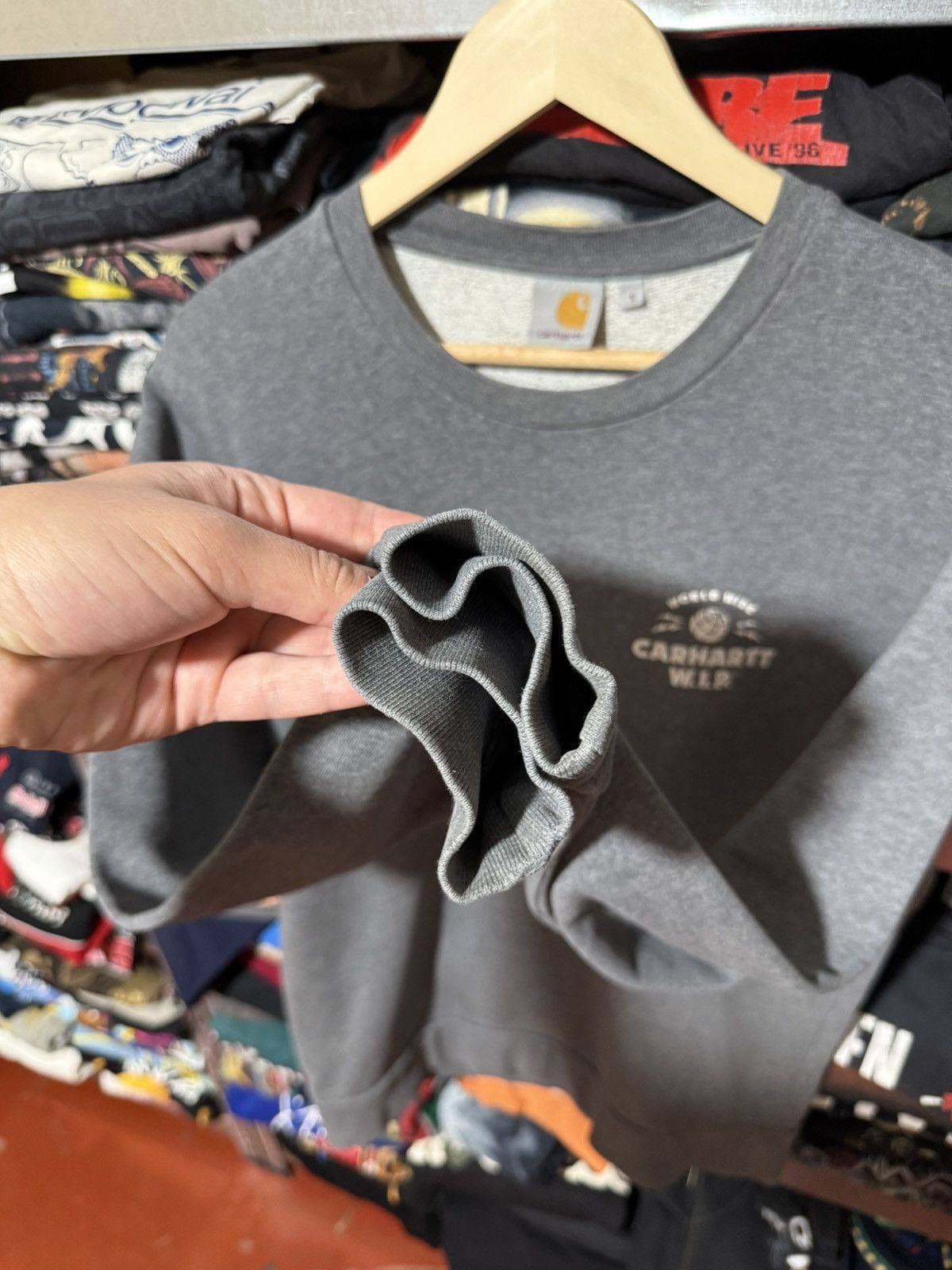 Carhartt Rare Carhartt WIP Love Progress Outdoor Sweatshirt Y2K Hype Size US S / EU 44-46 / 1 - 5 Thumbnail
