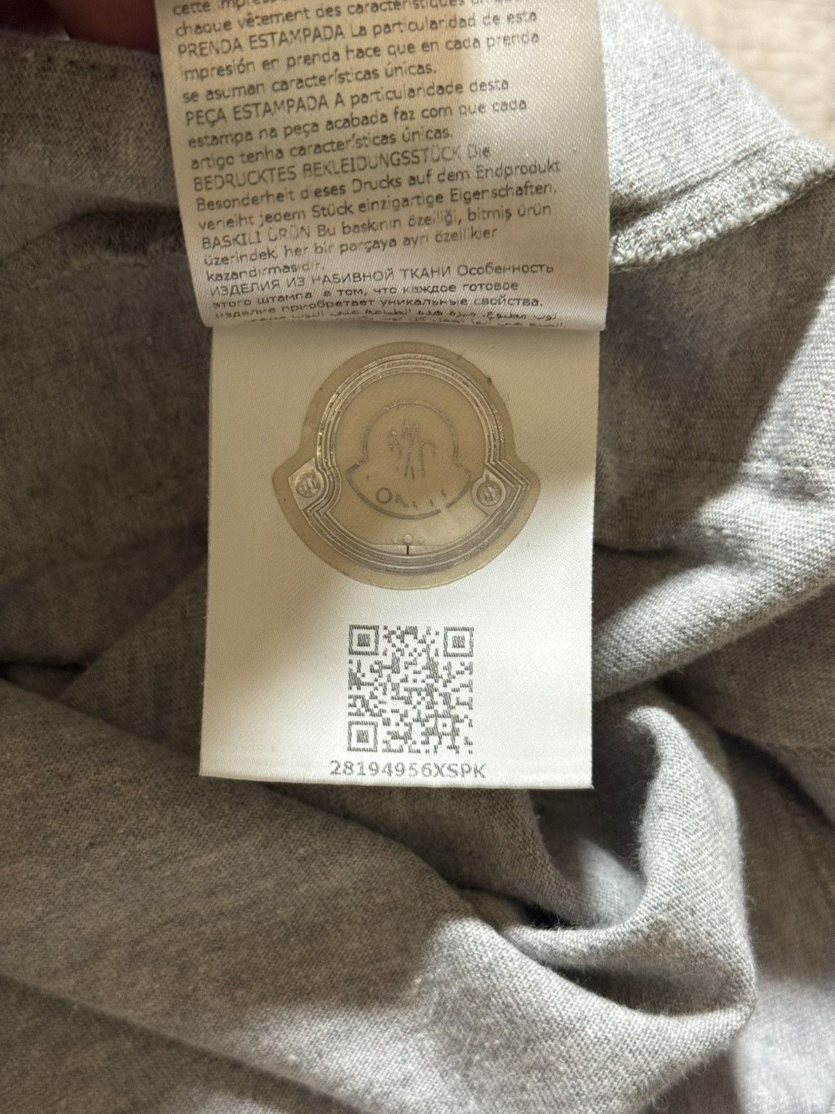 Moncler Moncler Letter Logo Maglia Short Sleeve t-shirt Size US M / EU 48-50 / 2 - 10 Thumbnail