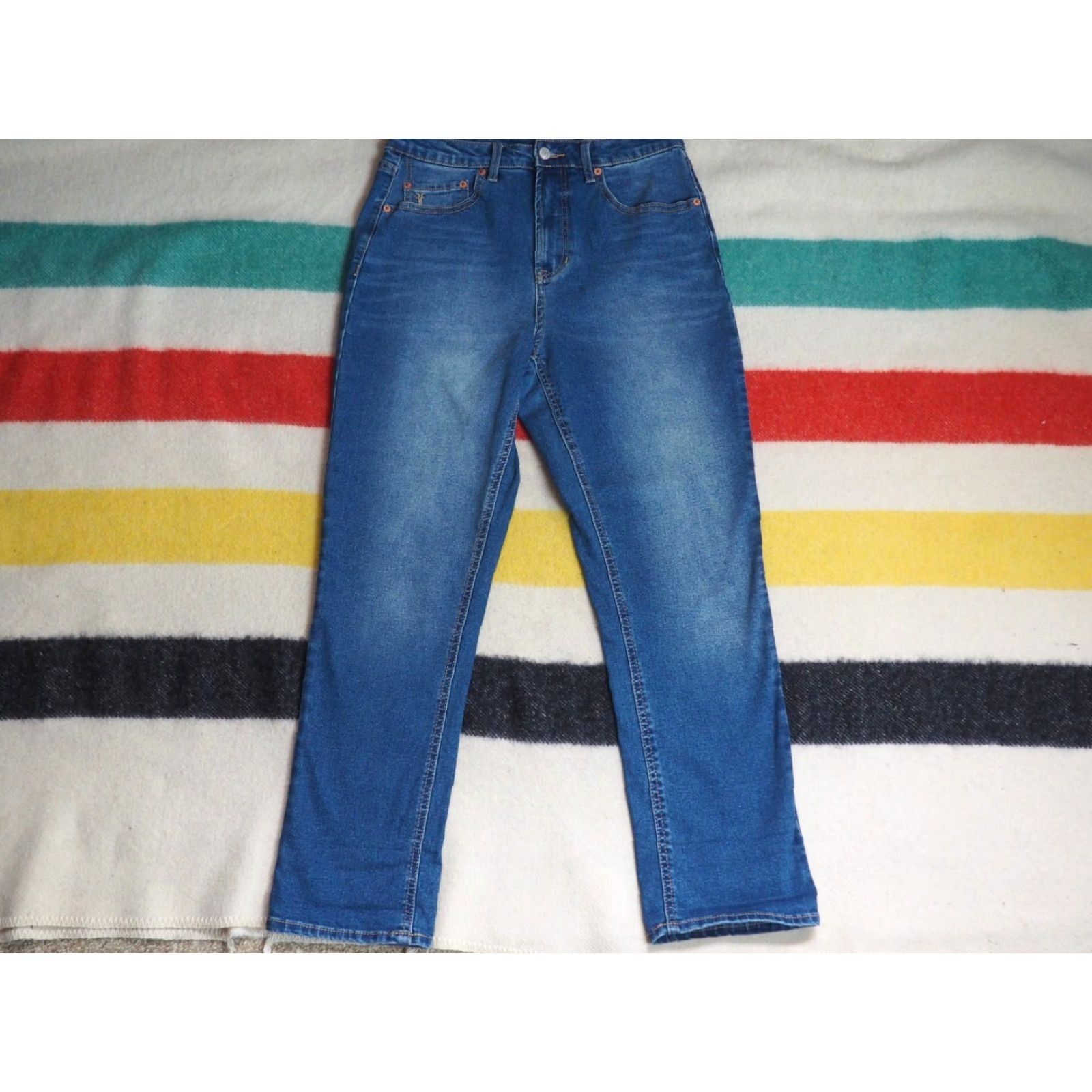 Frye Frye Jeans Tapered Boho Denim Logo 30x28 Womens 6 Blue Size 28" / US 6 / IT 42 - 2 Thumbnail