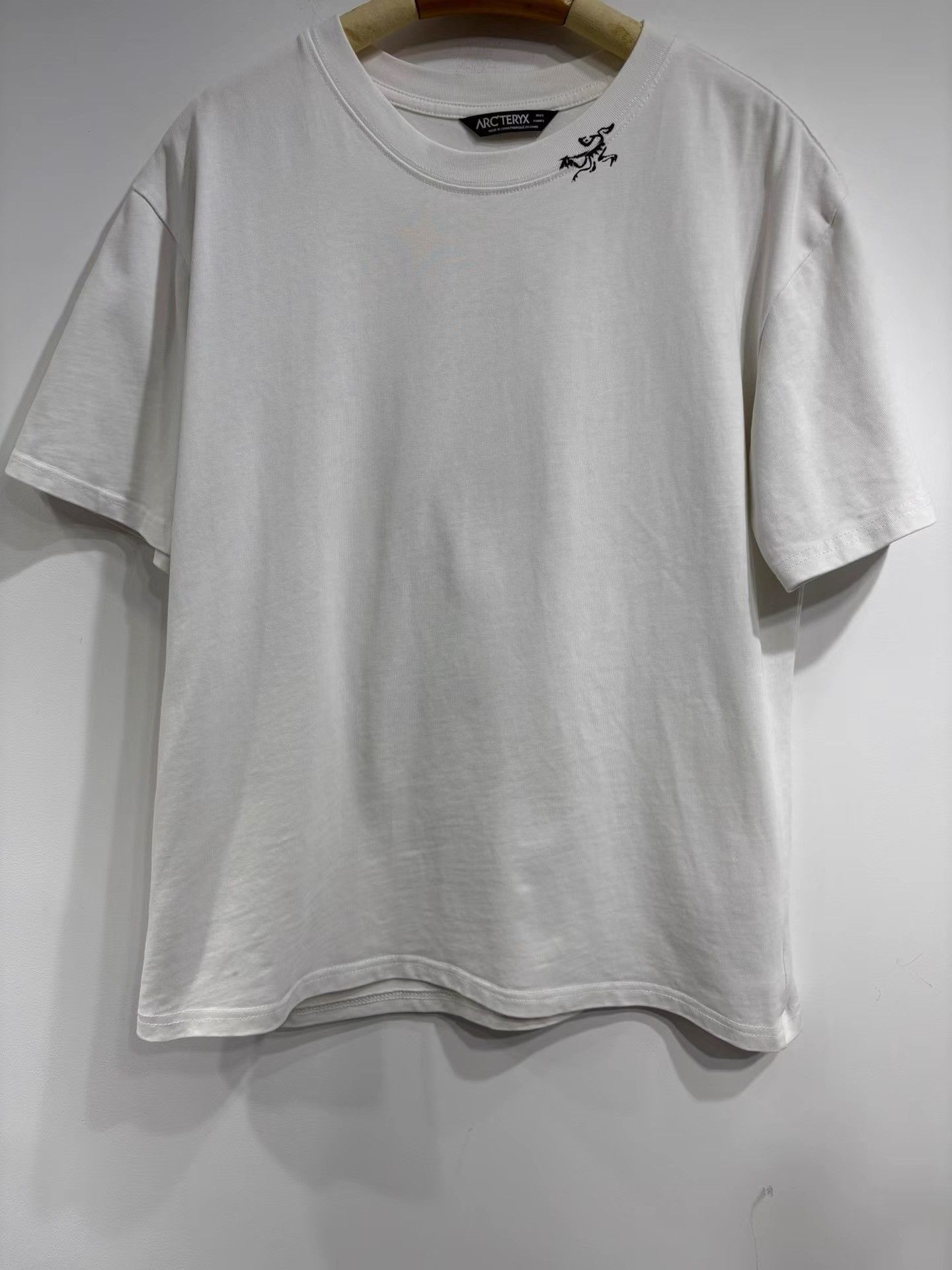 Arc'teryx Arcteryx Logo Printed Crew Neck Loose Short Sleeve K29 Size US S / EU 44-46 / 1 - 1 Thumbnail