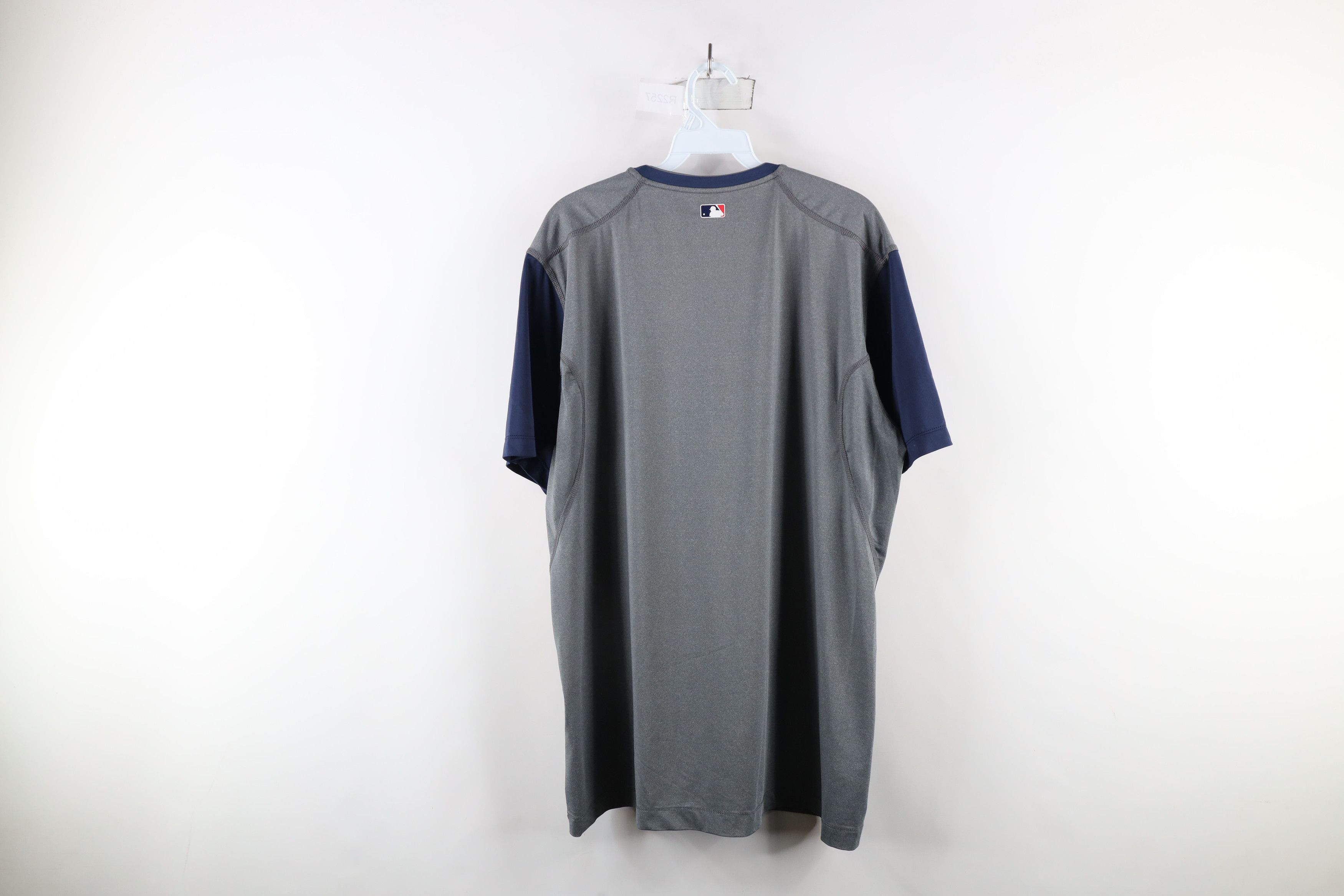 Nike × Vintage Vintage Nike Pro Indians Baseball Compression T-Shirt Size US XL / EU 56 / 4 - 11 Thumbnail