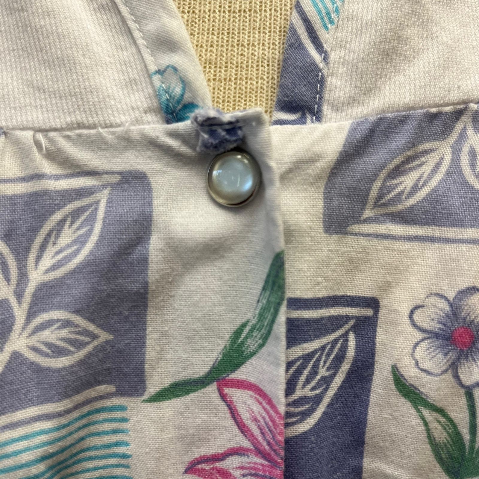 Other Vintage Carriage Court Embroidered Floral Button Granny Gown Size L / US 10 / IT 46 - 6 Thumbnail