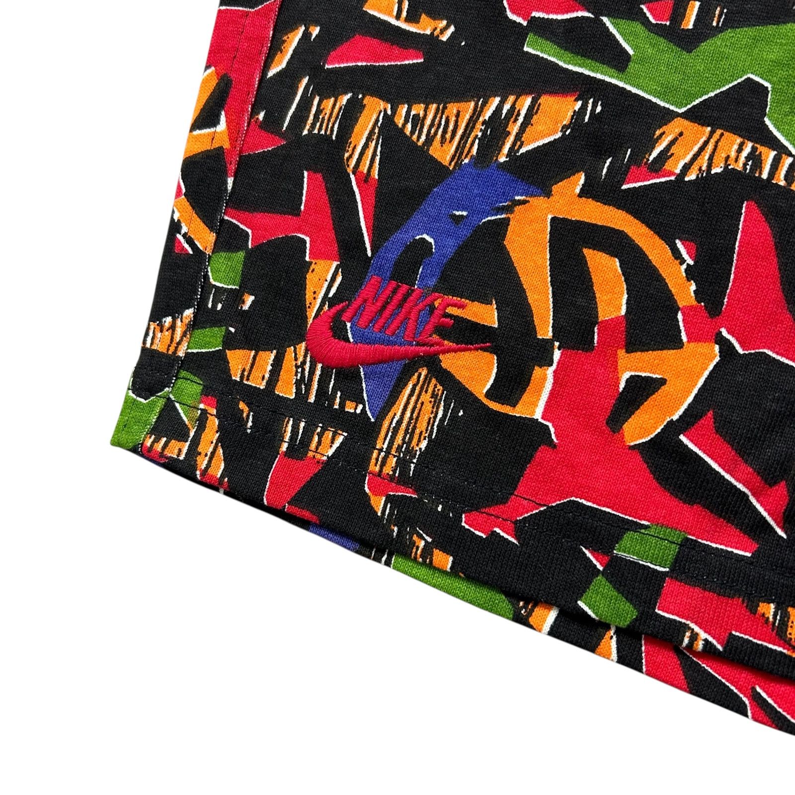 Nike RARE DS VTG 90s NBA NIKE AIR JORDAN AOP SHORTS ABSTRACT Size US 30 / EU 46 - 4 Thumbnail