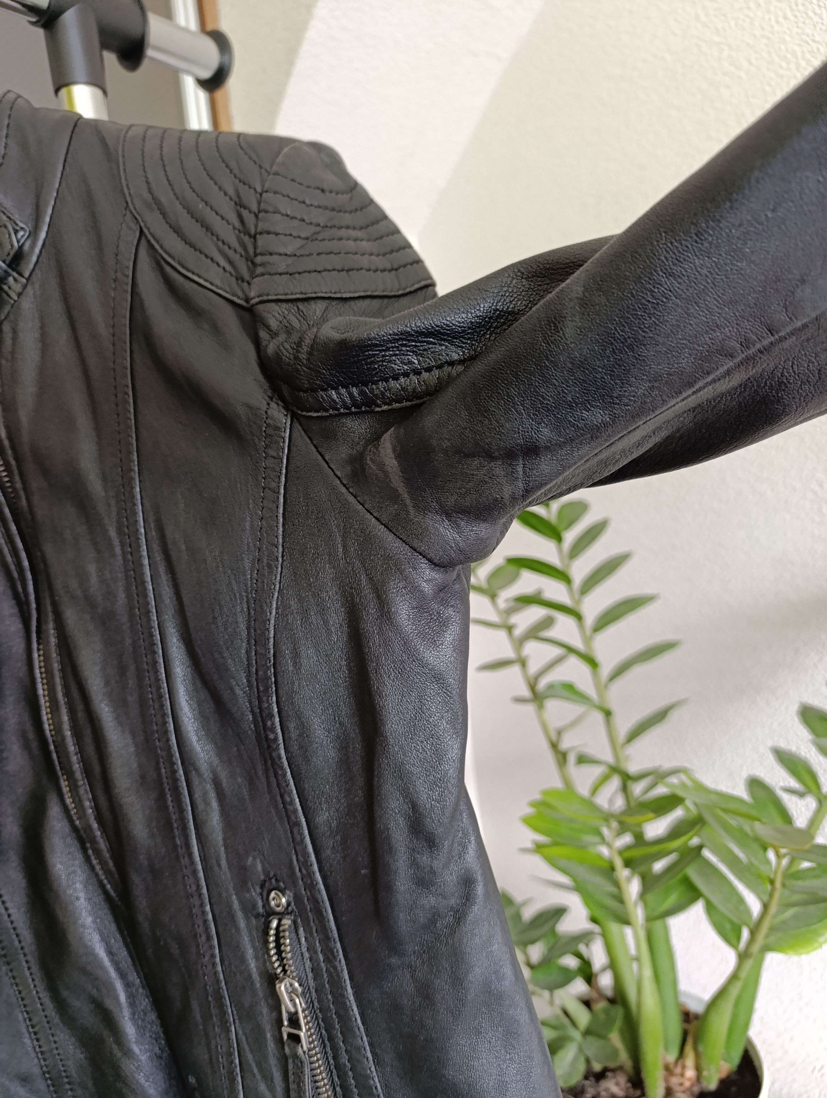 AC/DC EMP SIGNATURE COLLECTION WOMENS LEATHER BIKER JACKET AC/DC Size L / US 10 / IT 46 - 13 Thumbnail