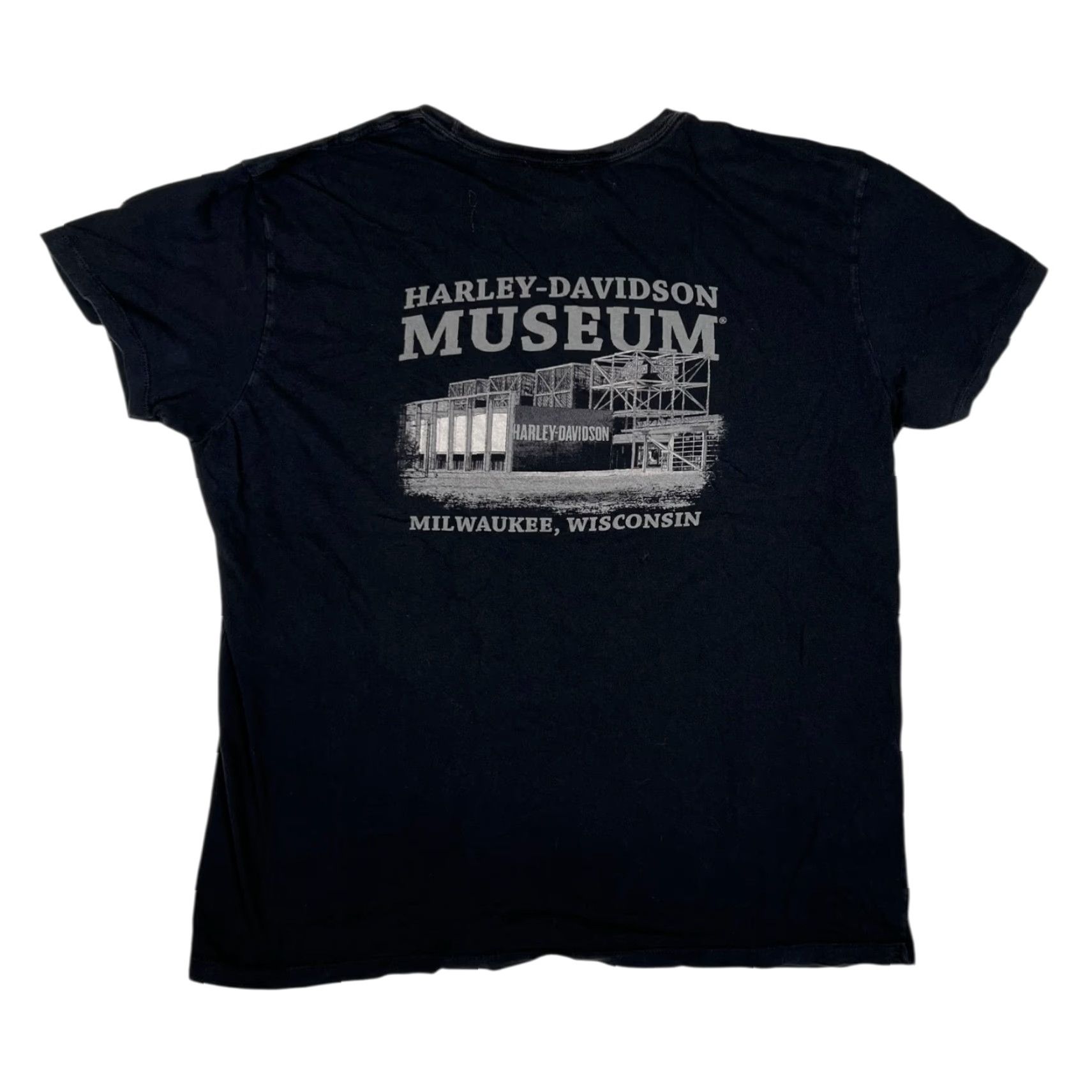 Harley Davidson Harley-Davidson Museum T-Shirt 2XL Milwaukee Wisconsin Black Cotton Knit Logo Short Sleeve Crew Neck Men Regular Vintage No (if allowed) Size US XXL / EU 58 / 5 - 3 Thumbnail