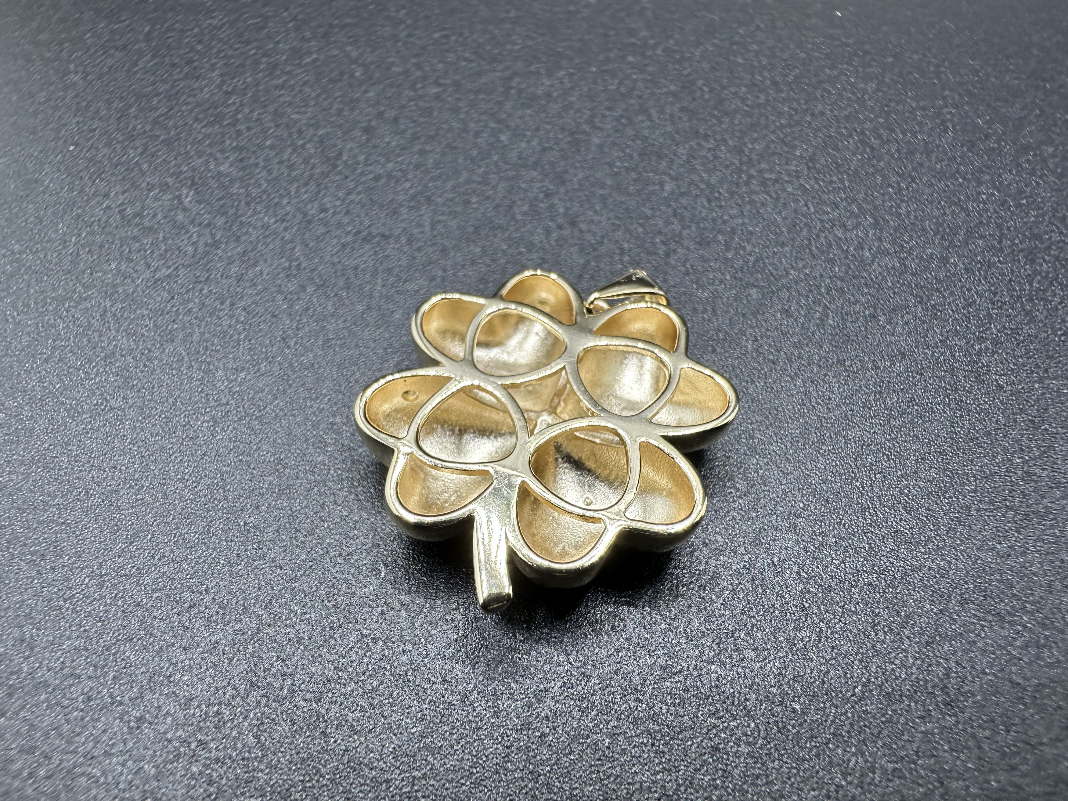 Jewelry 14KT GOLD OVER STERLING SILVER 925 4 LEAF CLOVER PENDANT Size ONE SIZE - 8 Thumbnail