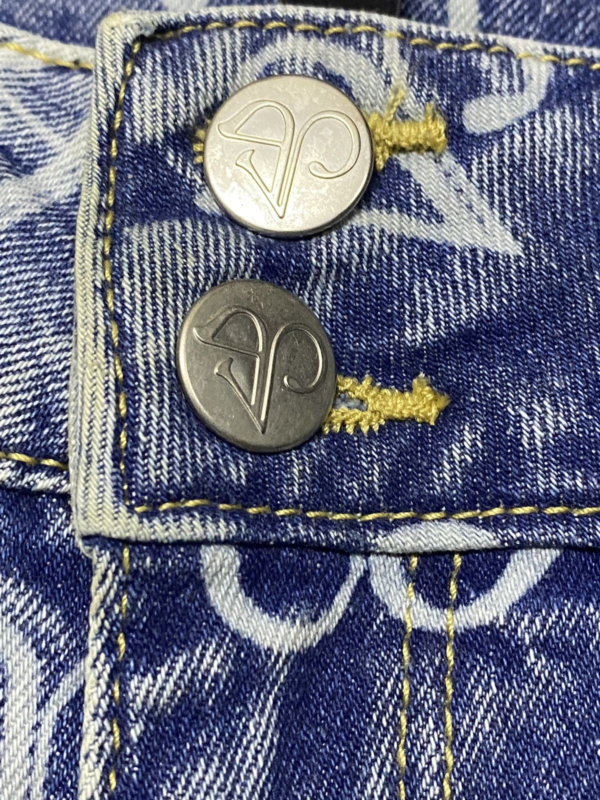 Divided Vintage Japanessed Monogram Blue Faded Wash Flare Jeans Size 28" / US 6 / IT 42 - 7 Thumbnail