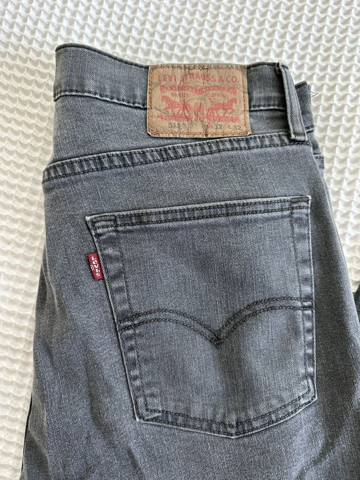 Levi's Levi’s Grey Jeans Size US 32 / EU 48 - 3 Thumbnail
