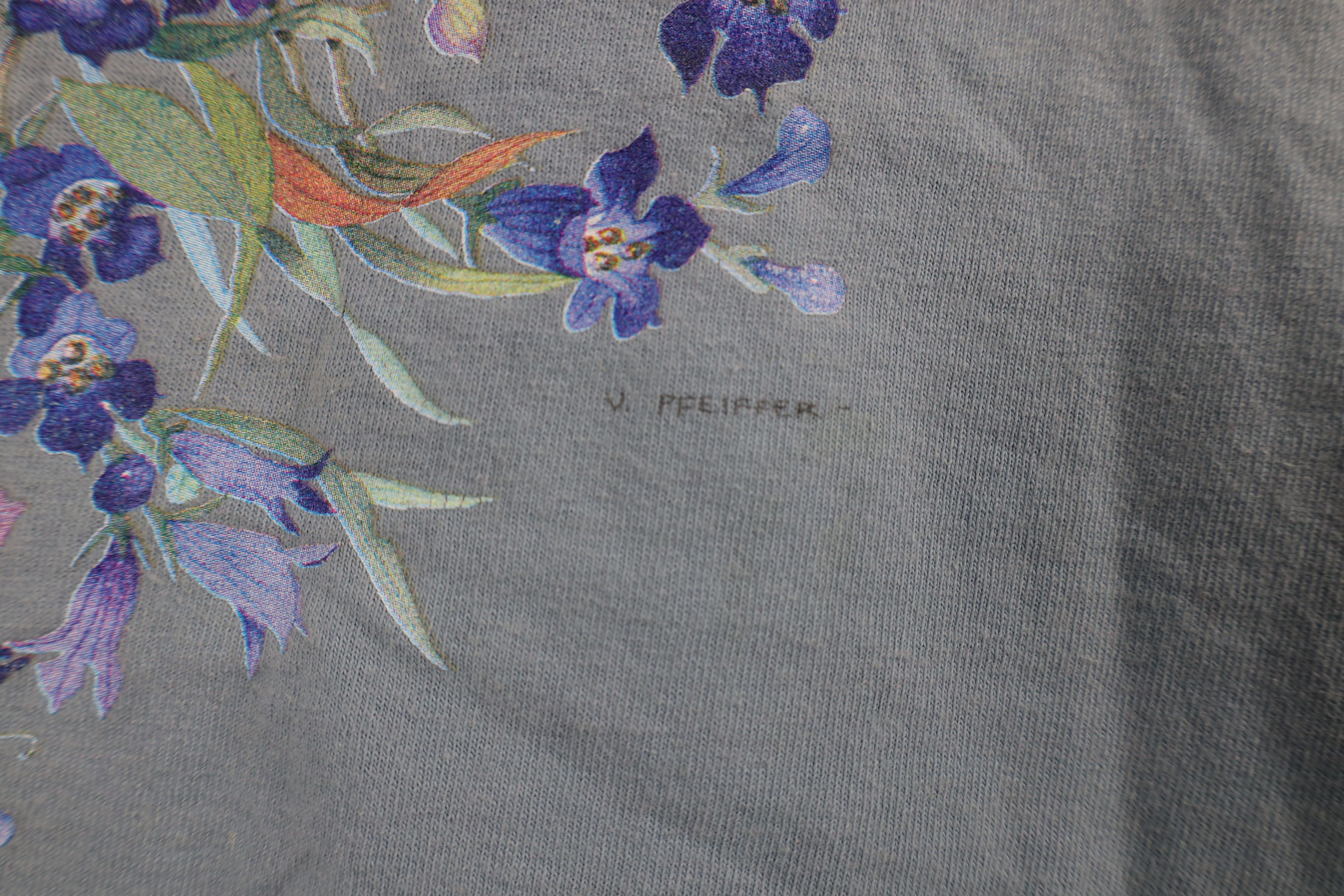 Vintage Vintage 90s Streetwear Vancouver Nature Flower T-Shirt Size XL / US 12-14 / IT 48-50 - 8 Thumbnail