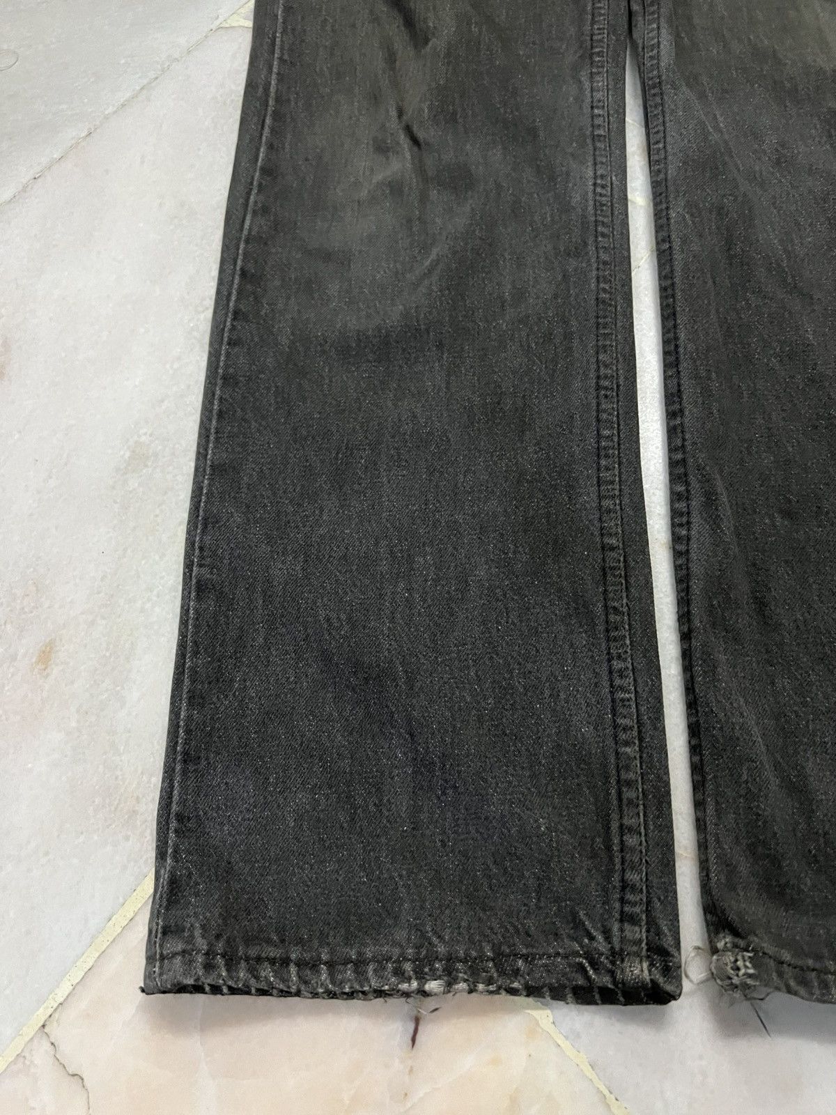 Levi's 💥90’s💥Vintage Levis 501 Faded Made In USA Distressed Jean Size US 35 - 4 Thumbnail