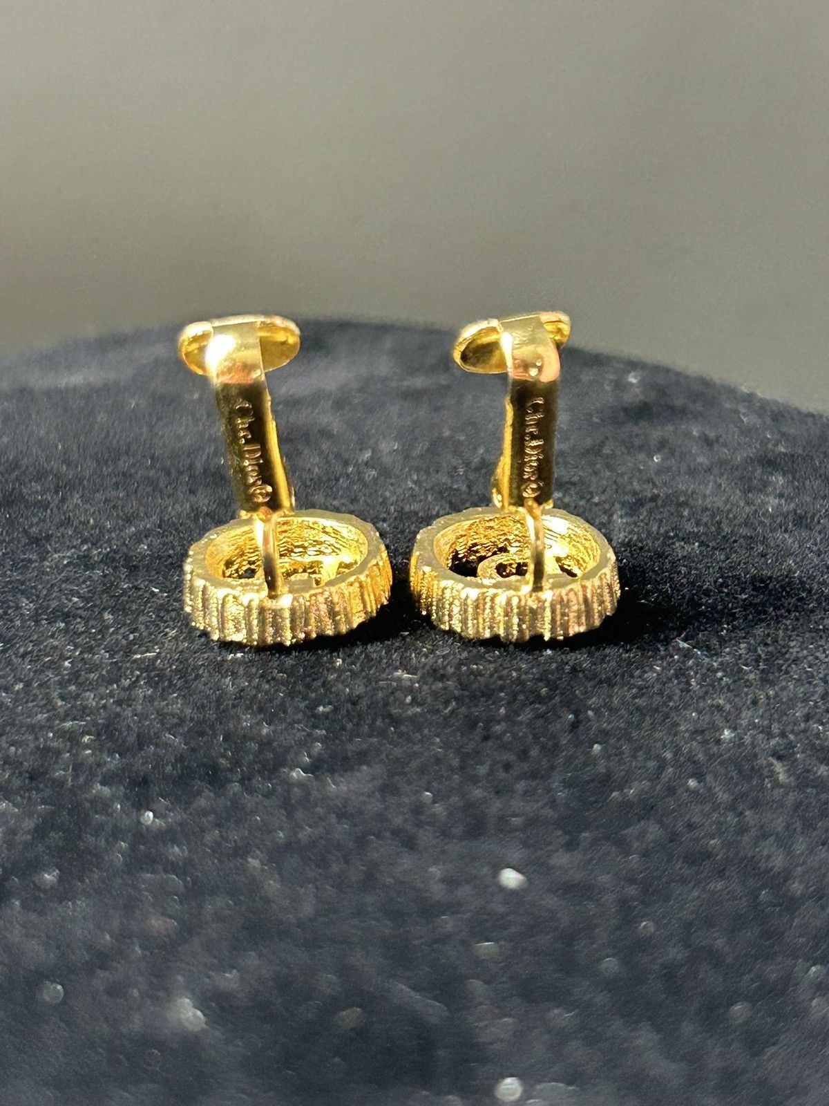 Dior Vintage Dior Rhinestone Gold Plated Oval Clip on Earrings Size ONE SIZE - 11 Thumbnail