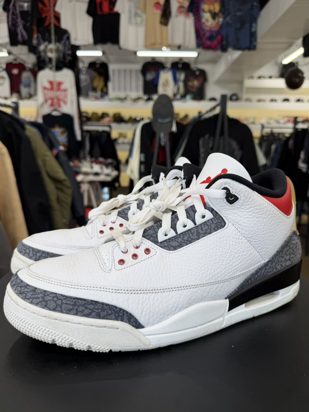 Japanese Brand Air Jordan 3 Fire Red Denim Size 13 (2020) Size US 13 / EU 46 - 1 Thumbnail