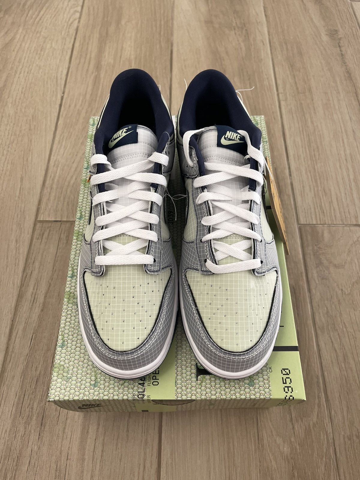 Nike Union LA Dunk Low Passport Pack Pistachio 2022 Size US 10.5 / EU 43-44 - 2 Thumbnail