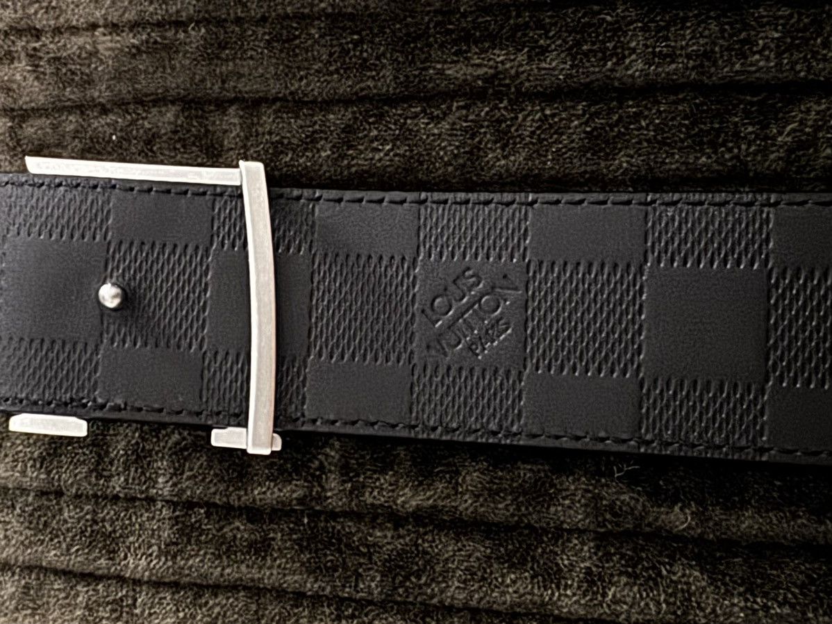 Louis Vuitton LV Initiales 40mm Reversible Belt Size 32 - 5 Thumbnail