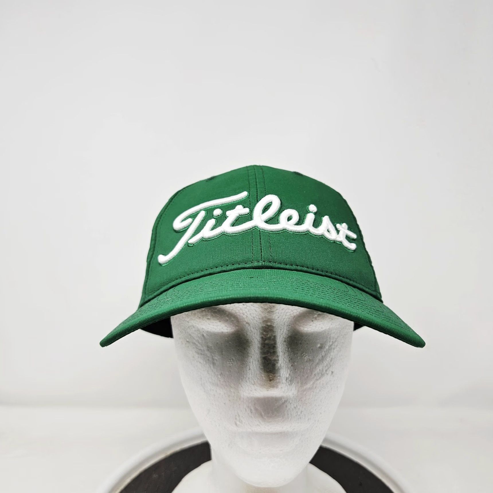 Titleist Titleist Hat Cap Golf One Size Green Pro V1 Tour Mens Adjustable Strap Back Sports Size ONE SIZE - 2 Thumbnail