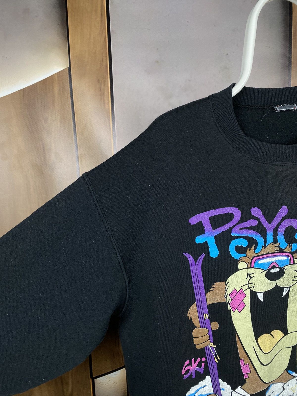 Warner Bros 🏜️Vintage 1990 Sweatshirt Looney Tunes Psycho Ski Skool Taz🏜️ Size US L / EU 52-54 / 3 - 6 Thumbnail