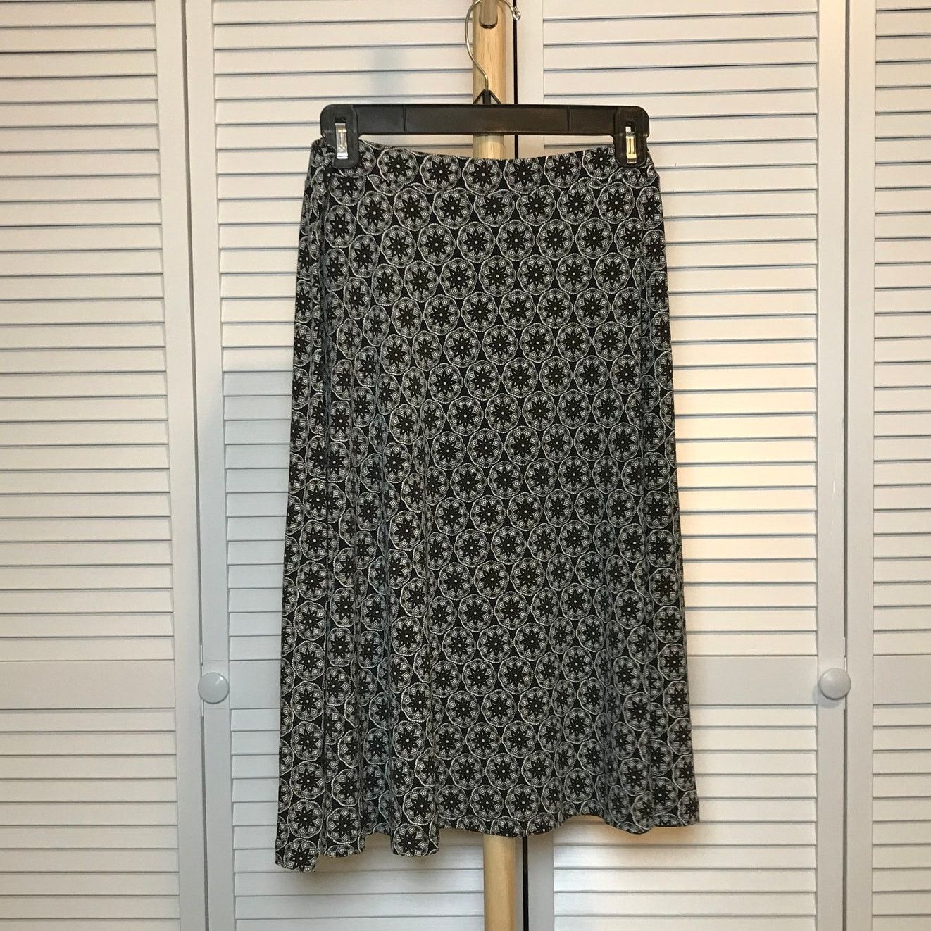 George George Geometric Midi A-line Skirt L (12/14) Size 33" - 2 Thumbnail