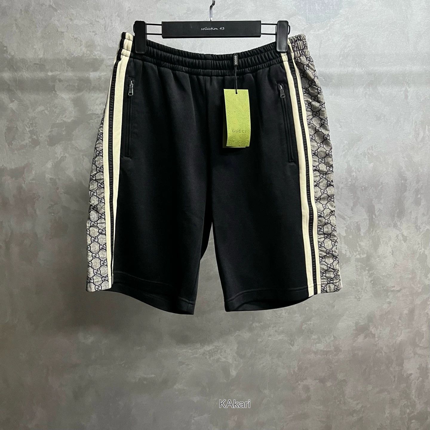 Gucci Gucci Black Side Double G Stripe Shorts Size US 30 / EU 46 - 1 Thumbnail