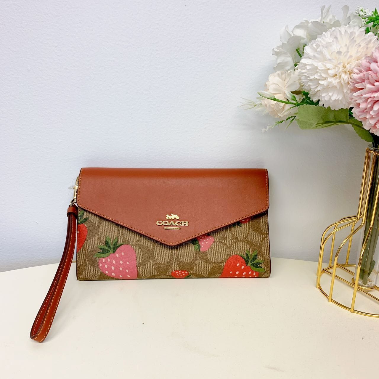 Coach Coach CH524 Travel Envelope Wallet In Signature IN Khaki Size ONE SIZE - 1 Thumbnail