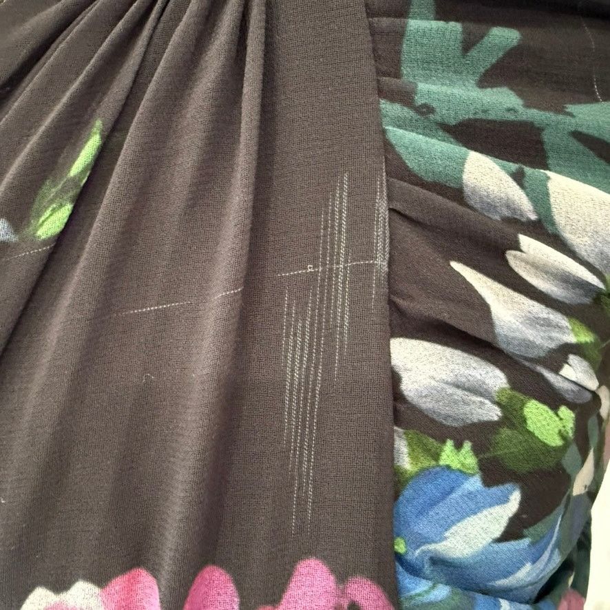 Badgley Mischka Badgley Mischka Floral Long Sleeve Pleated Gown, Size US 2 Size XS / US 0-2 / IT 36-38 - 10 Thumbnail