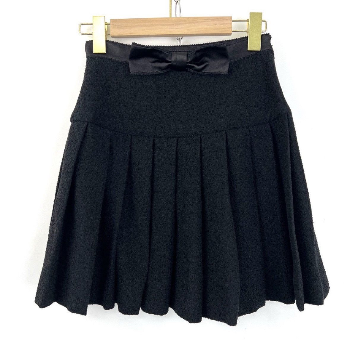 Miu Miu Miumiu Black Bow Wool Blend Pleated Mini Skirt K12 Size 25" / US 0 / IT 36 - 1 Thumbnail
