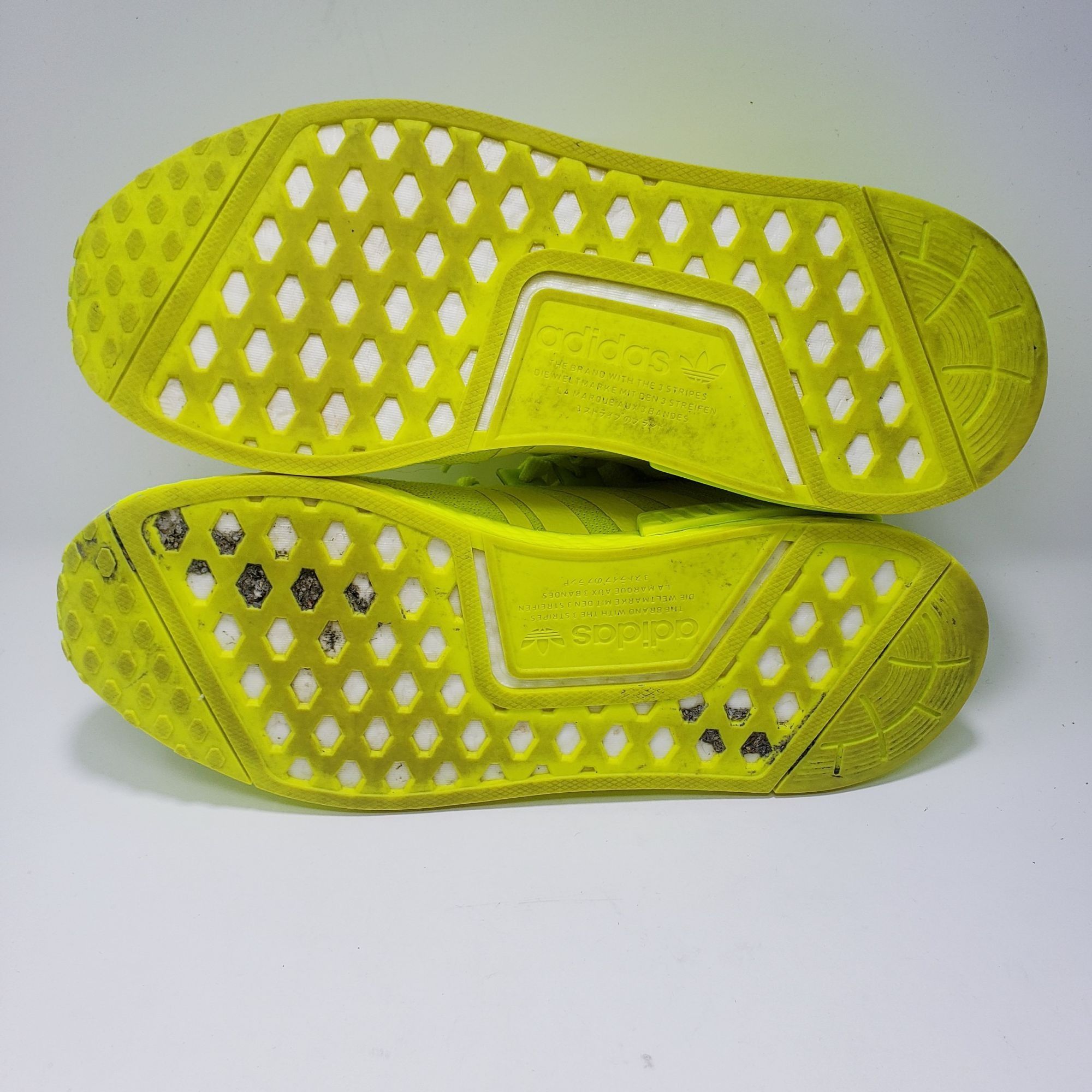 Adidas Adidas NMD_R1 Vivid Solar Yellow Sneakers Womens Size 9.5 Ru Size US 9.5 / IT 39.5 - 9 Thumbnail