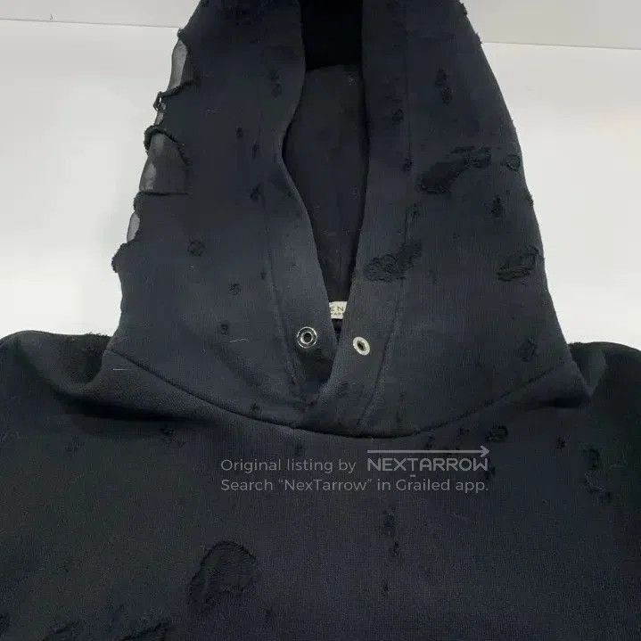 Givenchy Givenchy Logo Print Long-Sleeve Hoodie. Size US S / EU 44-46 / 1 - 1 Thumbnail
