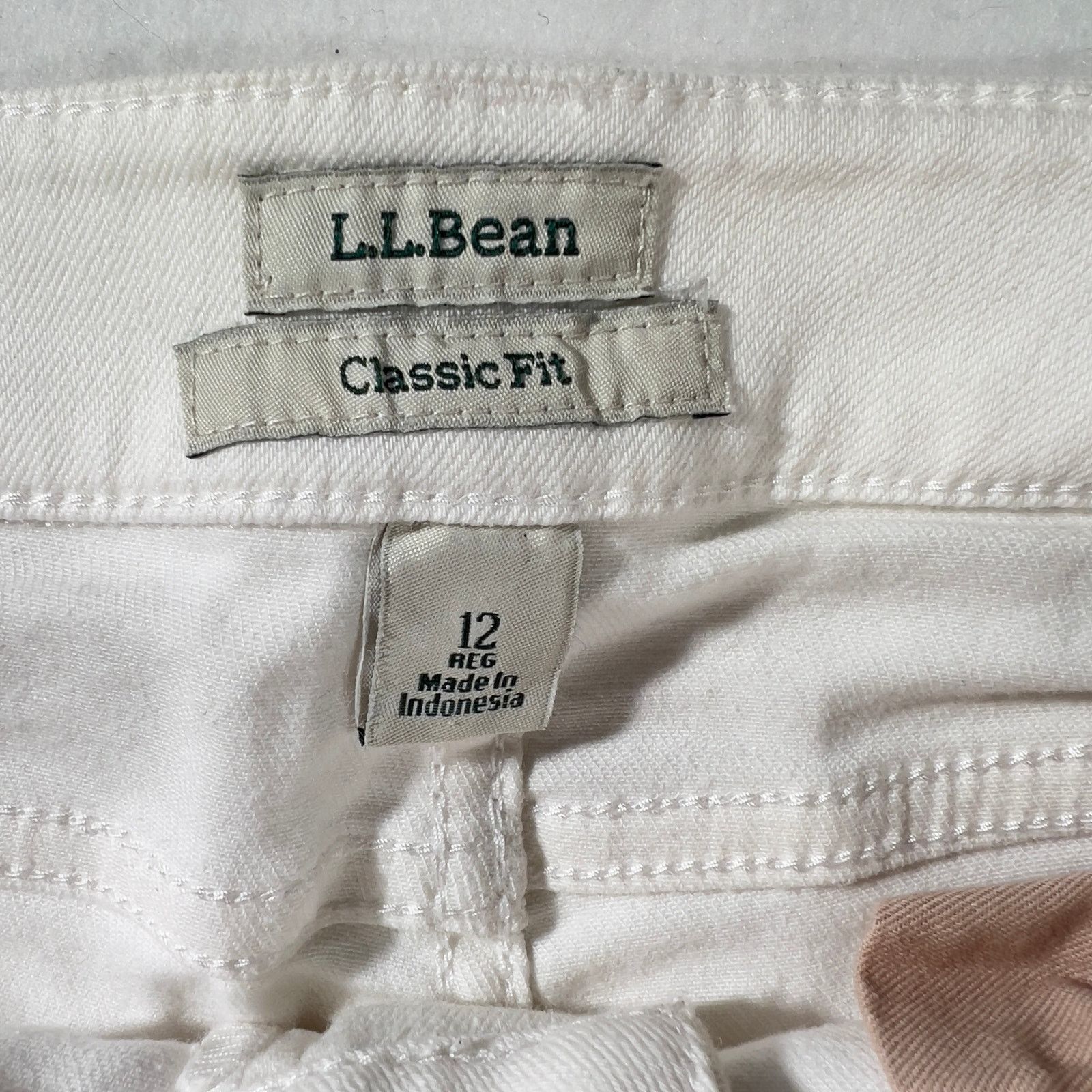 L.L. Bean L.L. Bean Stretch Jeans Woman 12 Classic Fit Upstretched 32W Size 32" / US 10 / IT 46 - 2 Thumbnail