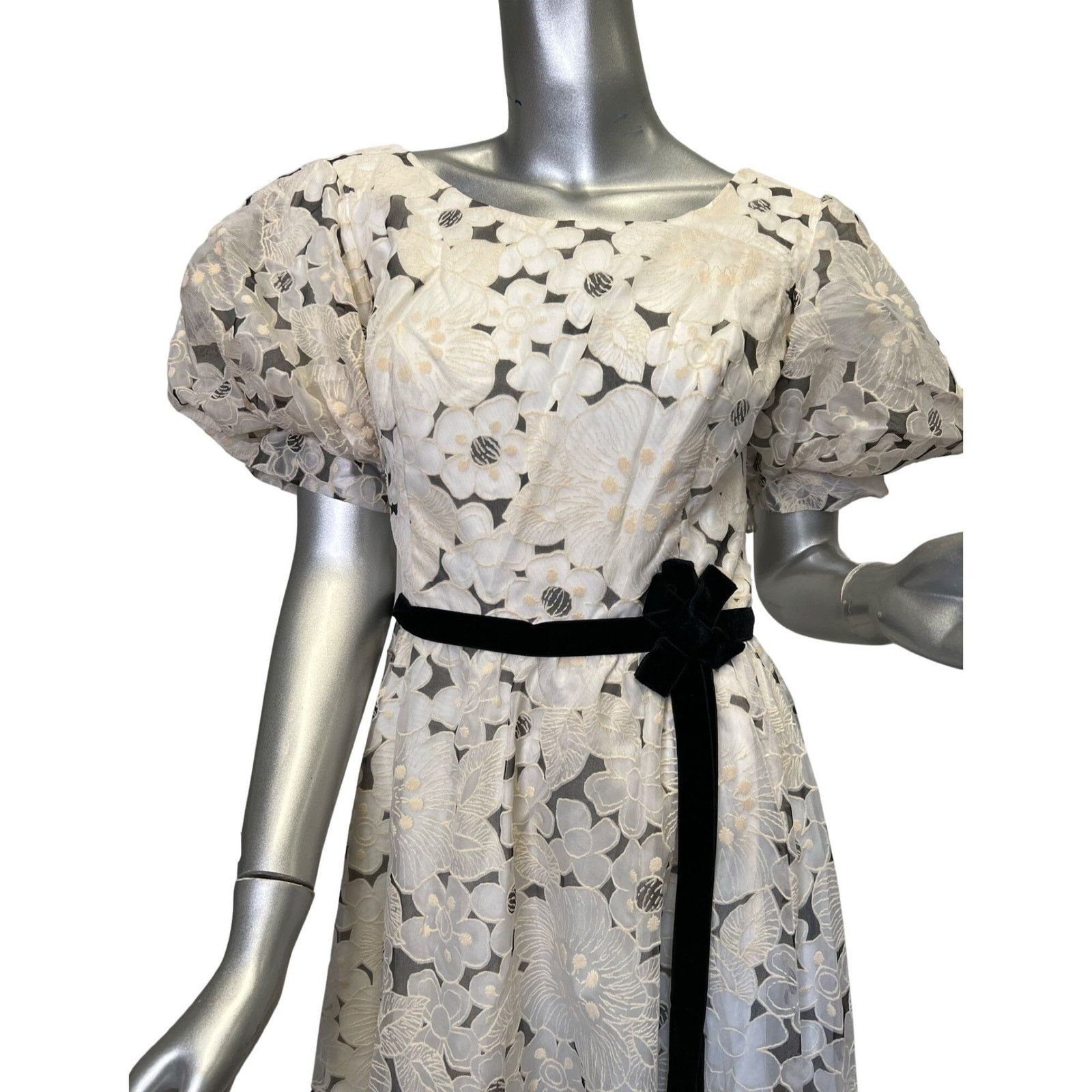 Vintage Vintage 1970s Nadine Black White Floral Maxi Dress Med/Large ...