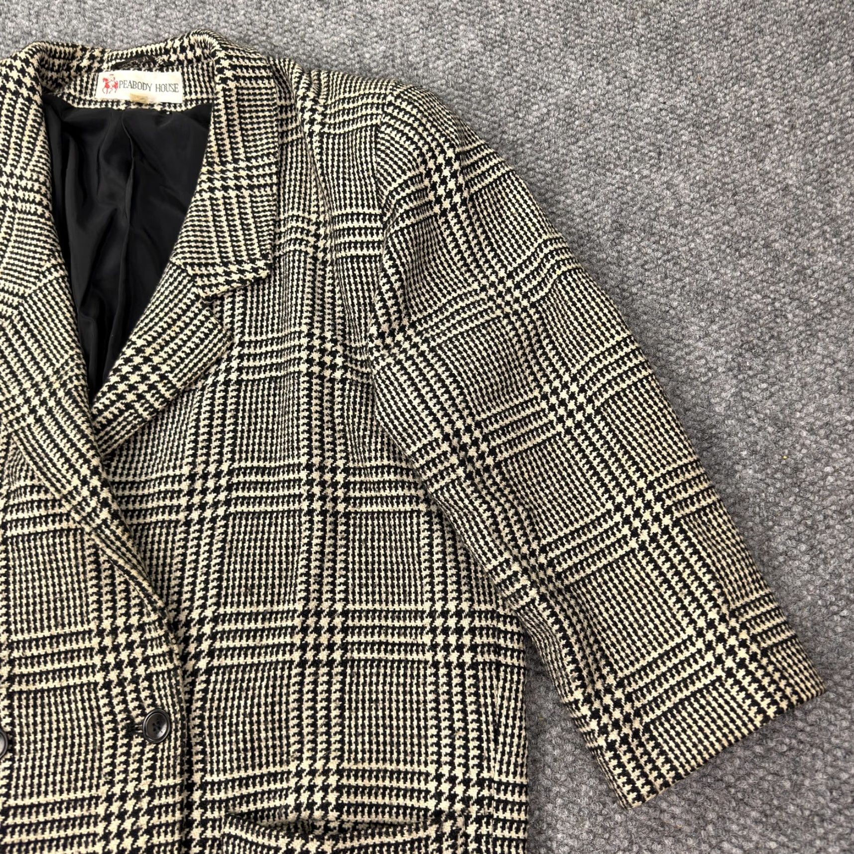 Vintage VINTAGE Peabody House Blazer Womens 9/10 Wool Houndstooth Black White Tweed Button Lined Pockets Shoulder Pads Chest Size M / US 6-8 / IT 42-44 - 4 Thumbnail