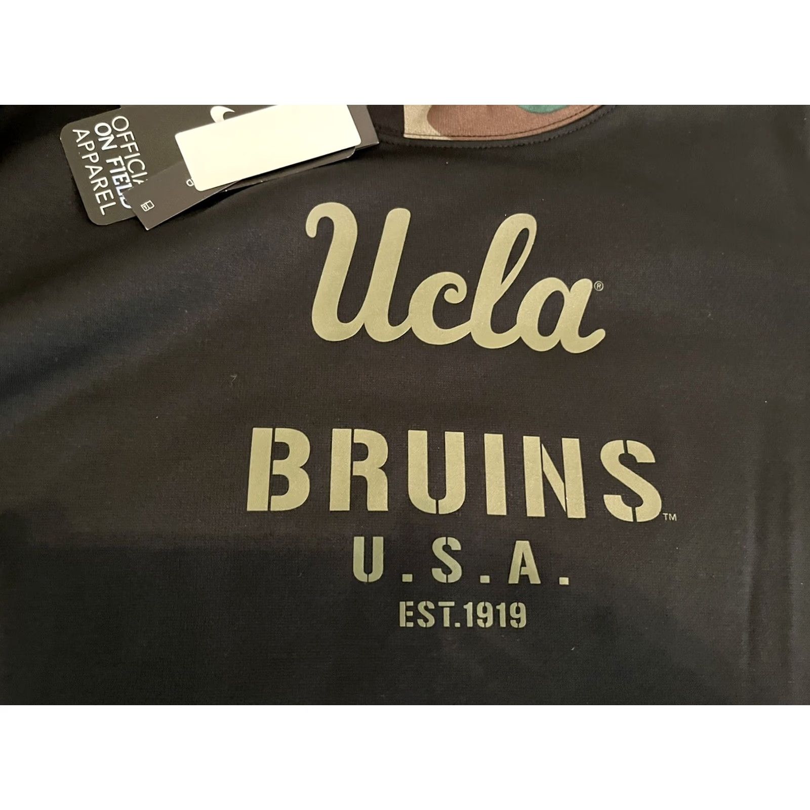 Jordan Brand NWT Nike Jordan UCLA Bruins Football Jumpman Sweater USA Flag Black Camo Mens XL Size US XL / EU 56 / 4 - 2 Thumbnail