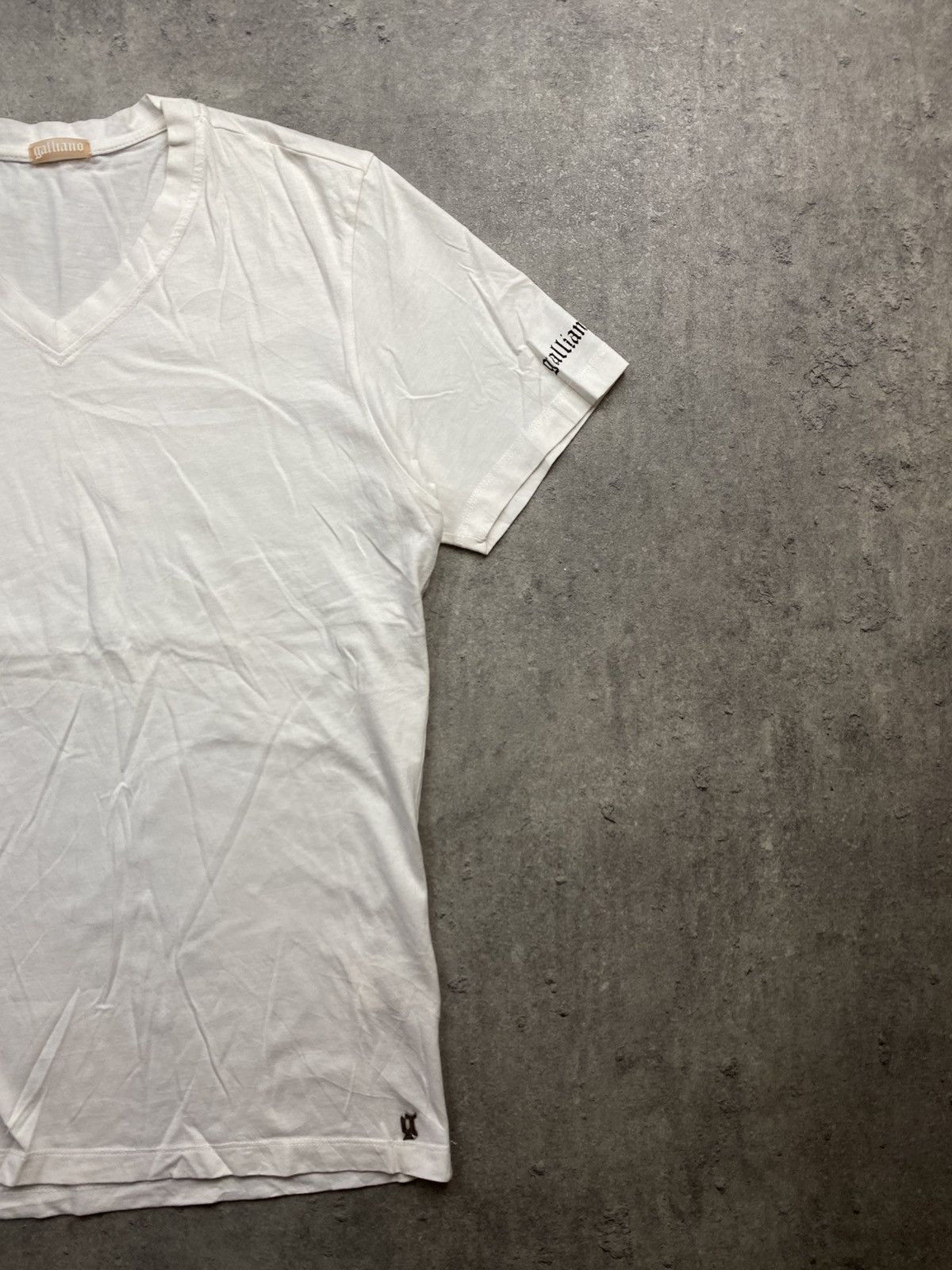 John Galliano T-shirt John Galliano luxury vintage italy paris streetwear Size US S / EU 44-46 / 1 - 3 Thumbnail