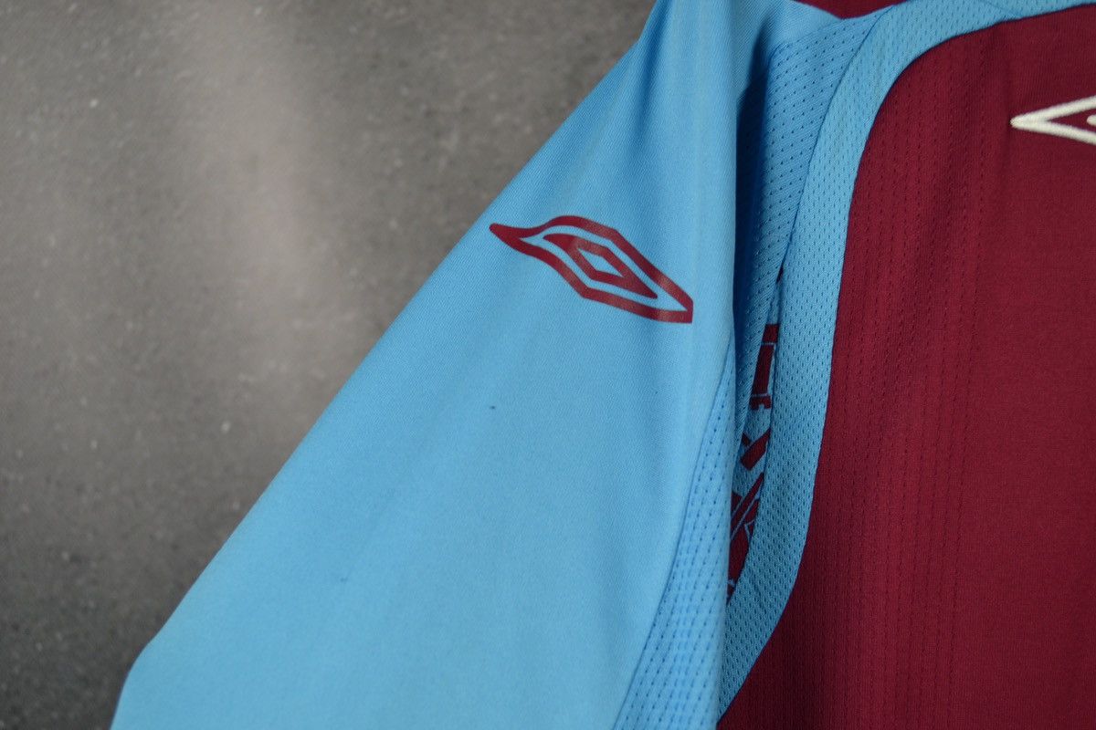 Umbro × Vintage West Ham United Home Football Shirt Umbro Soccer ZAMORA #25 Size US L / EU 52-54 / 3 - 6 Thumbnail