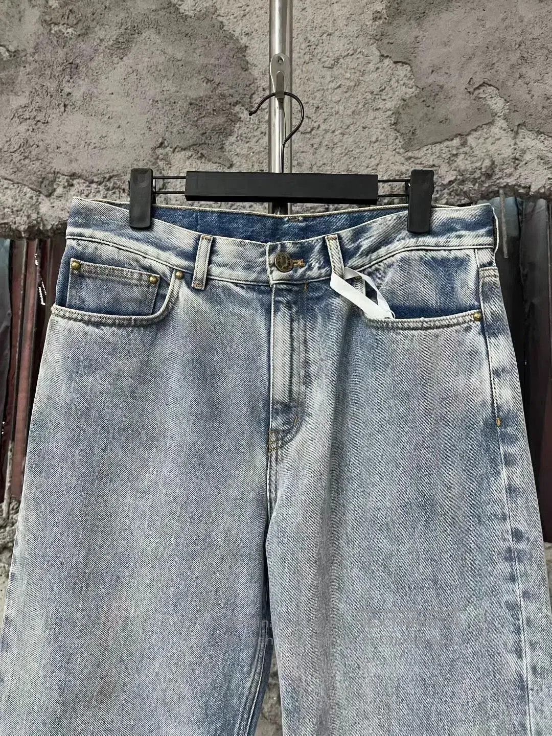 Louis Vuitton Louis Vuitton Washed Blue Back Leather Patch Jeans. Size US 29 - 3 Thumbnail