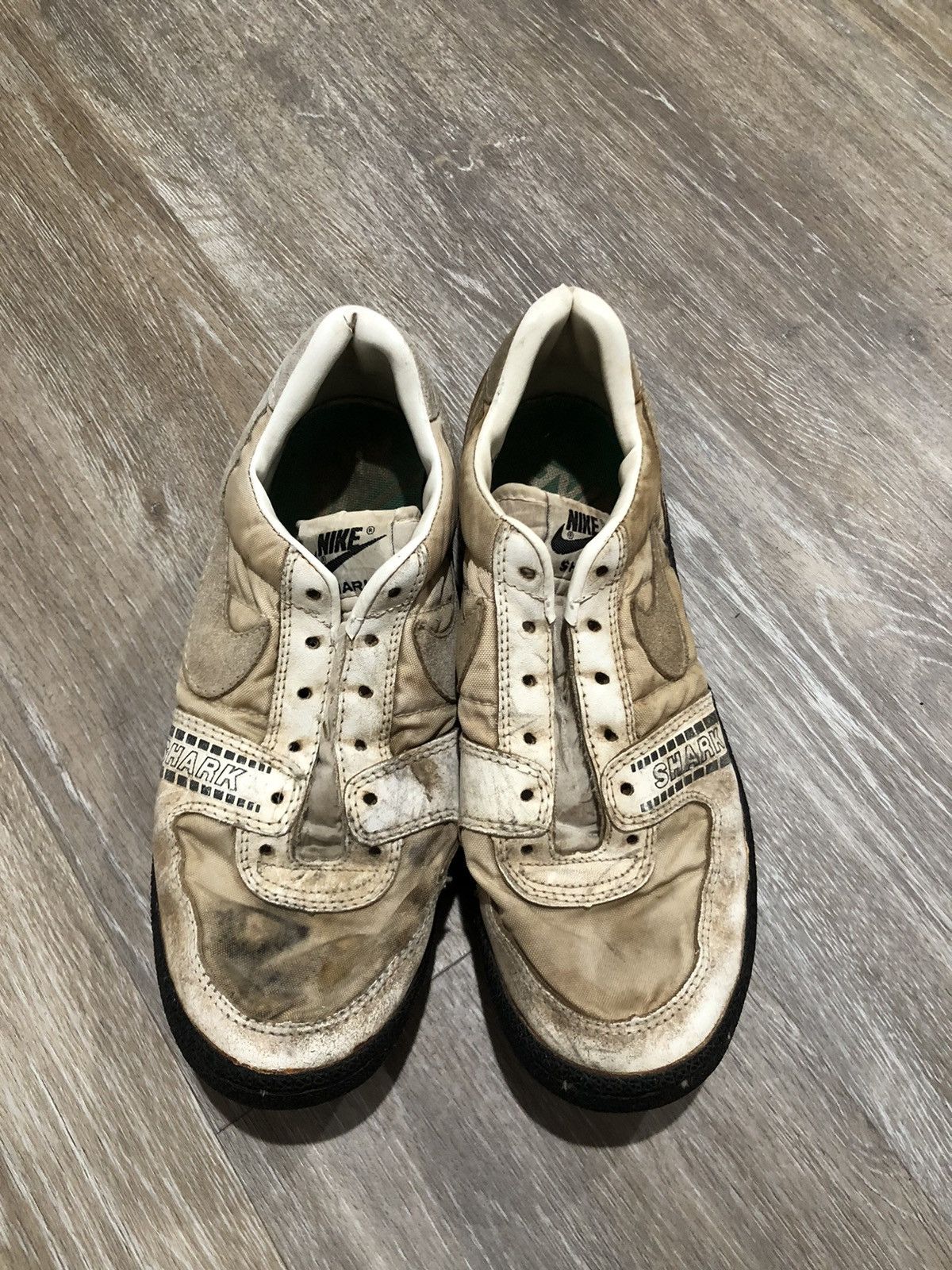 Nike × Vintage Vtg 1988 Nike Landshark Football Cleats Size US 6.5 / EU 39-40 - 2 Thumbnail