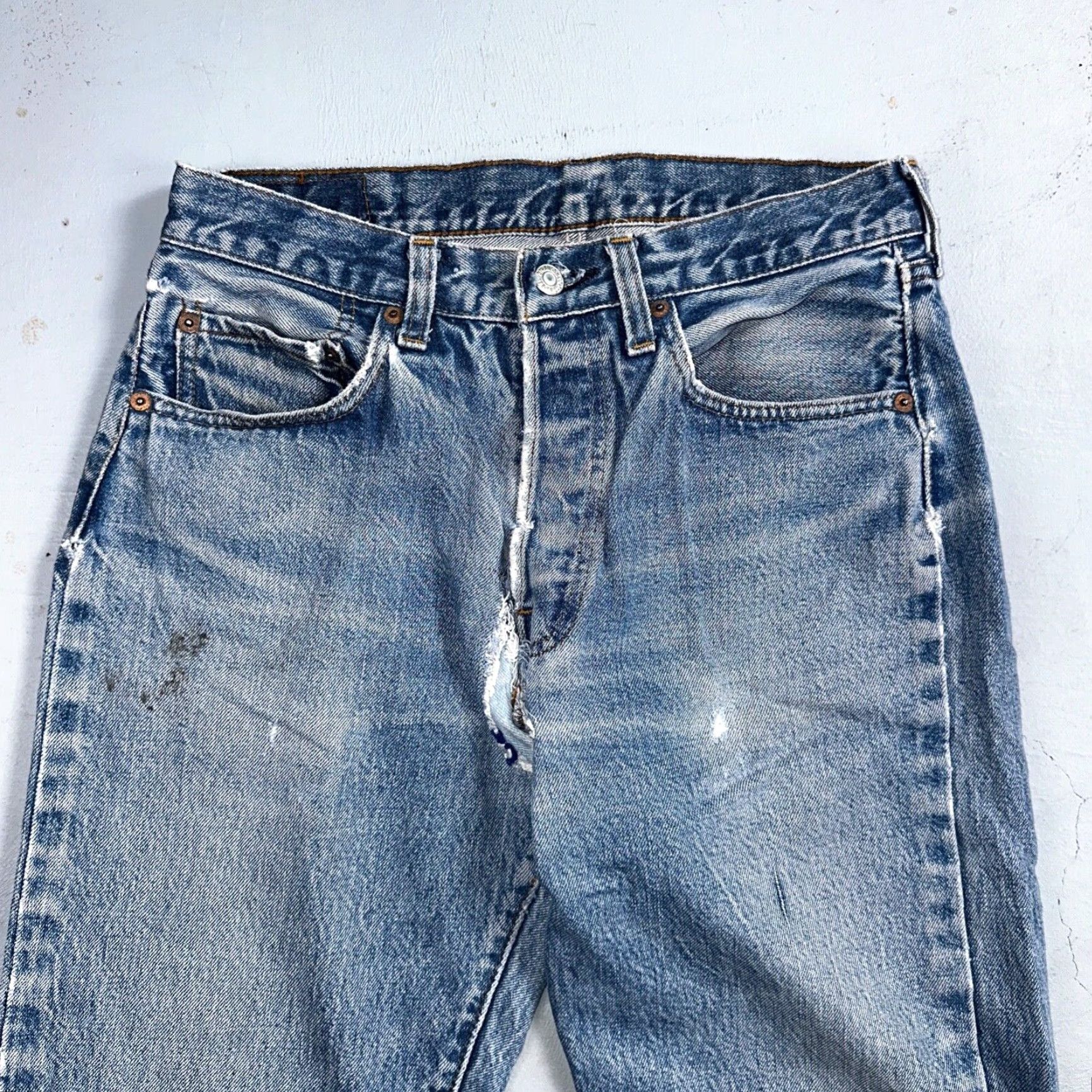 Levi's Levi's 501 XX Jeans Vintage 80s Redline Selvedge USA Light Wash 32x33 28x28 Mens Regular Denim Cotton Blue Button Fly Straight Distressed N/A Size US 32 / EU 48 - 2 Thumbnail